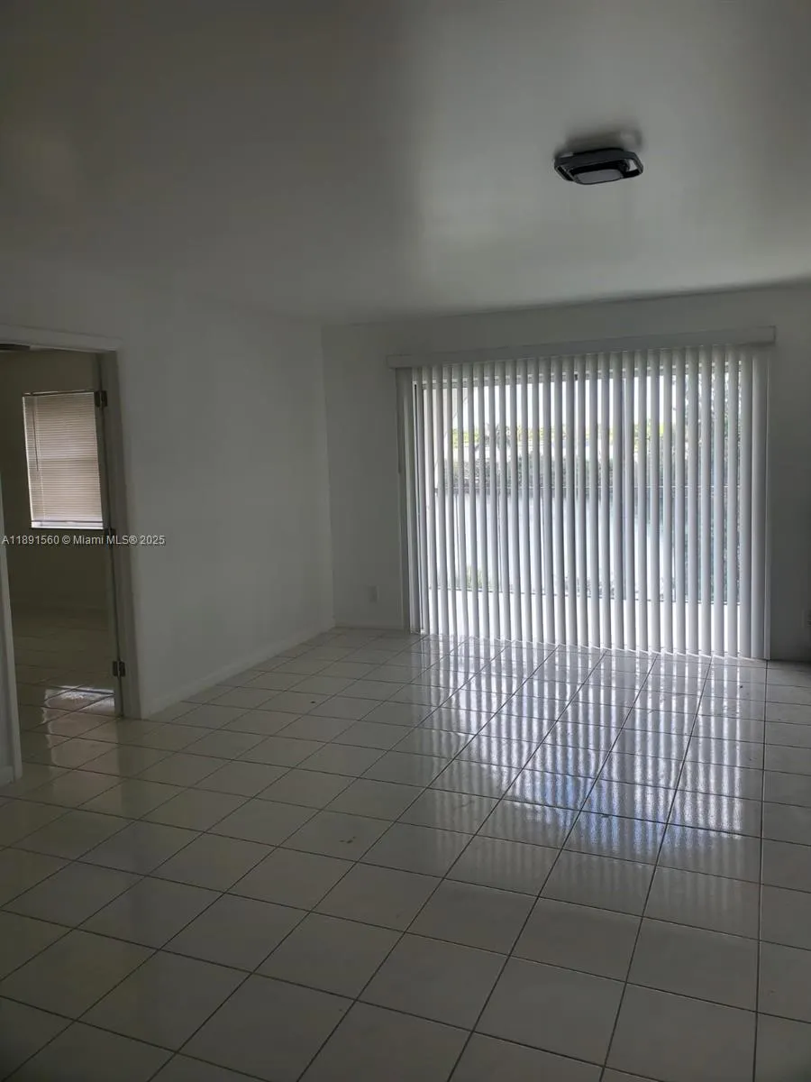 3300 Spanish Moss Ter, #411