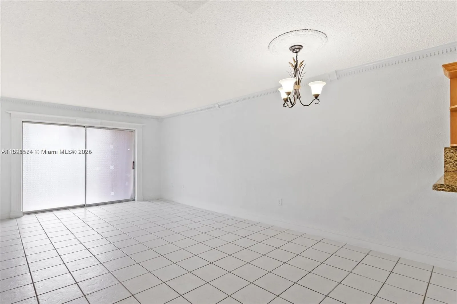 1300 W 47th Pl, #223