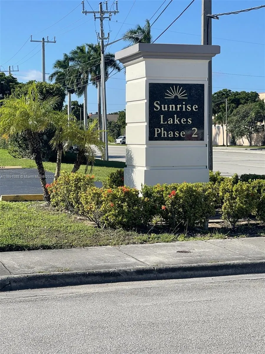 8515 Sunrise Lakes Blvd, #103