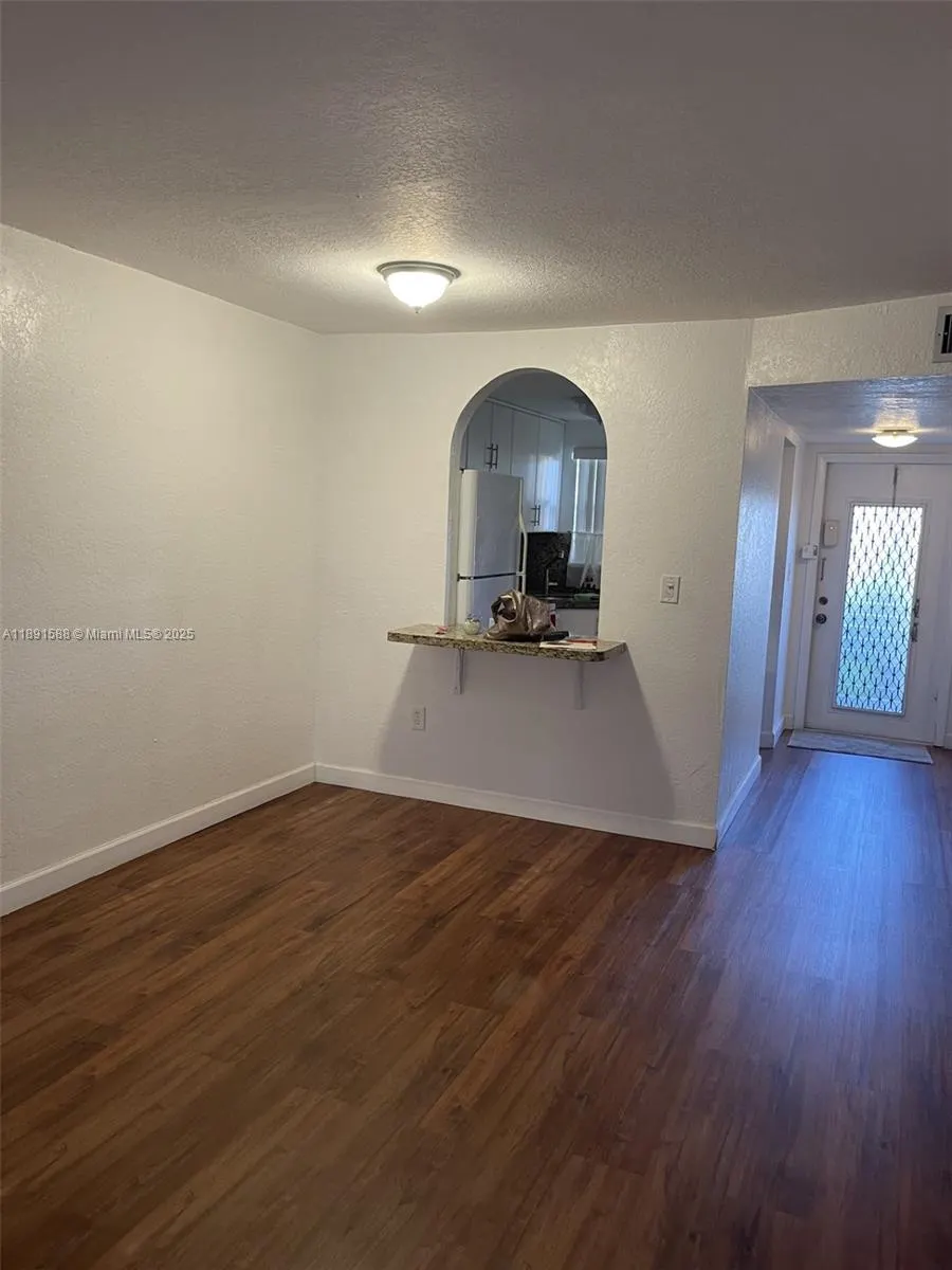 8515 Sunrise Lakes Blvd, #103