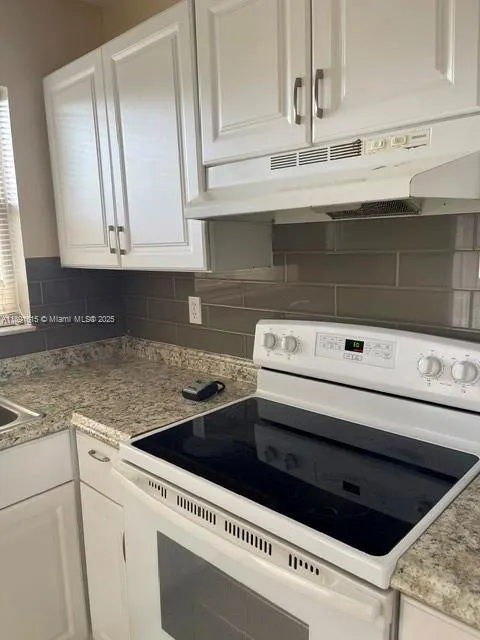 8285 Sunrise Lakes Blvd, #310