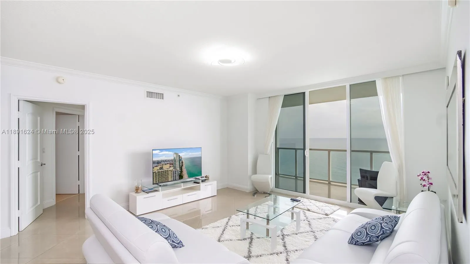 16699 Collins Ave, #2602