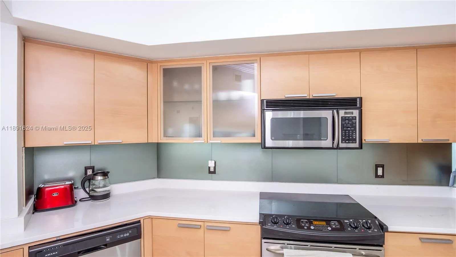16699 Collins Ave, #2602