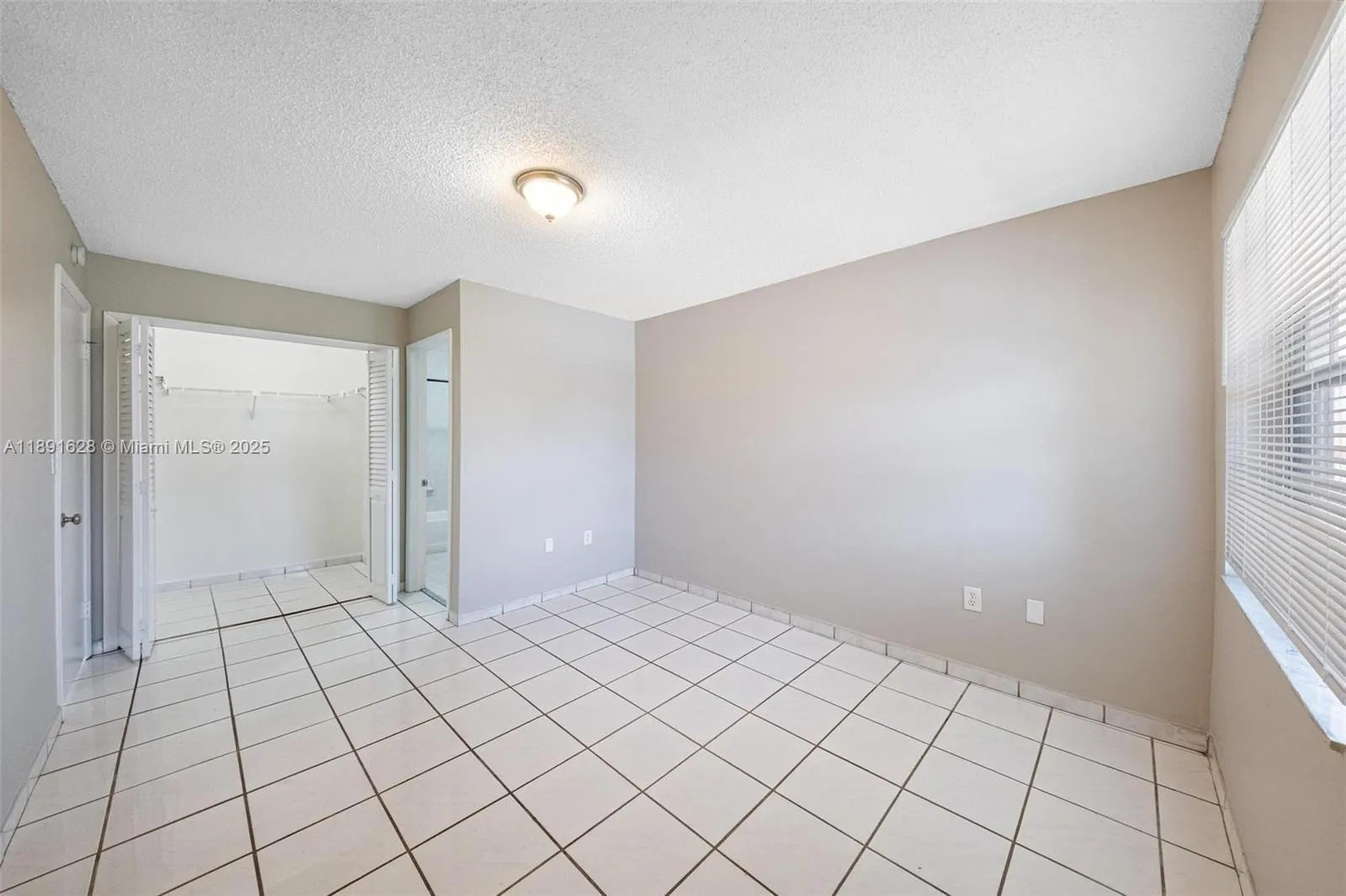 13910 SW 160th Ter