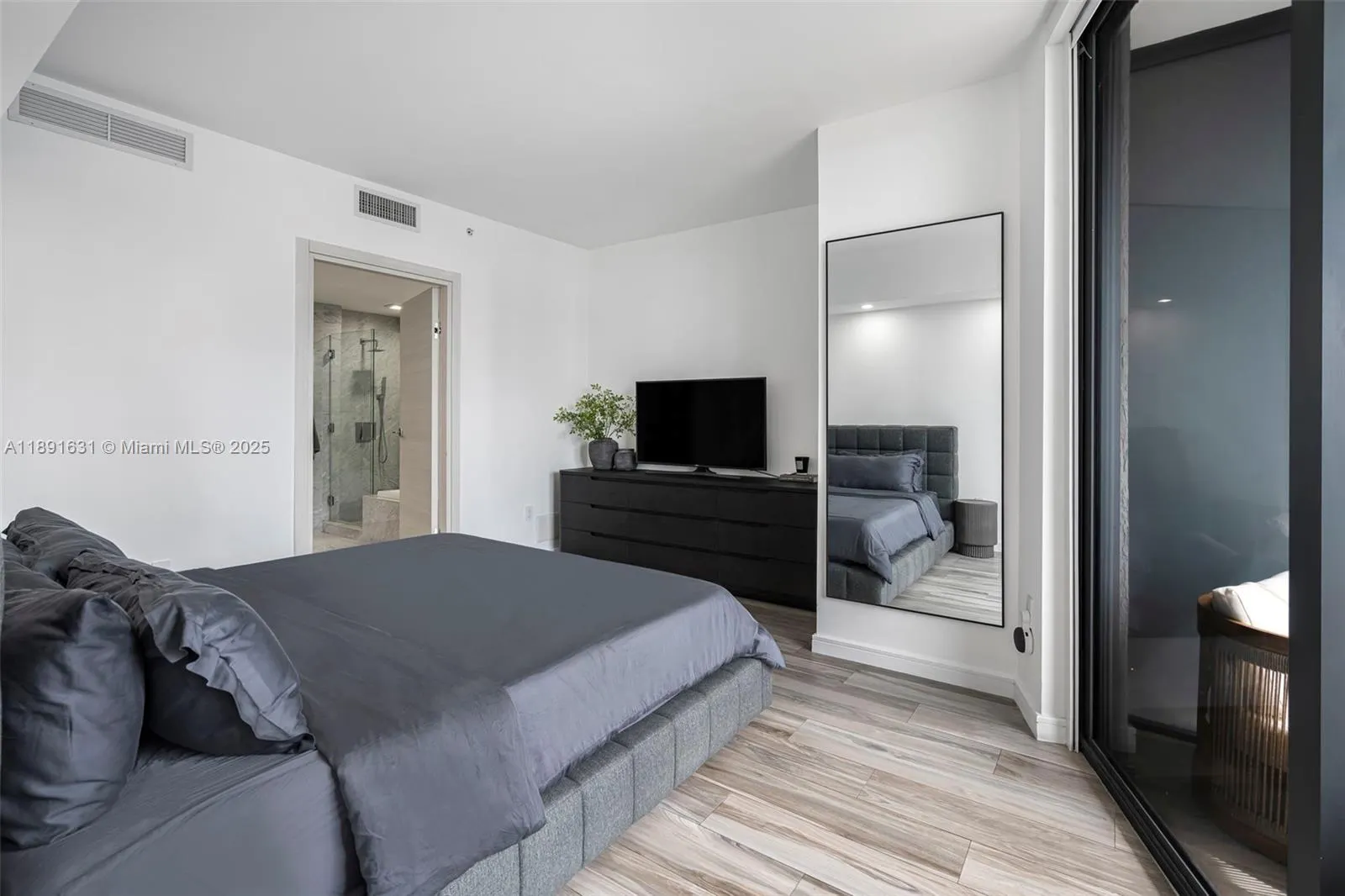 801 S Miami Ave, #2901