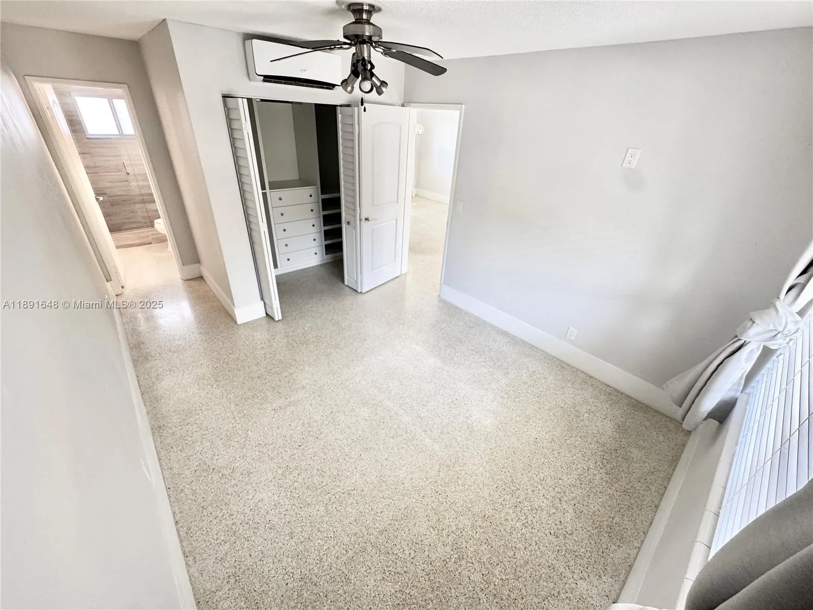 1601 SE 15th St, #1B
