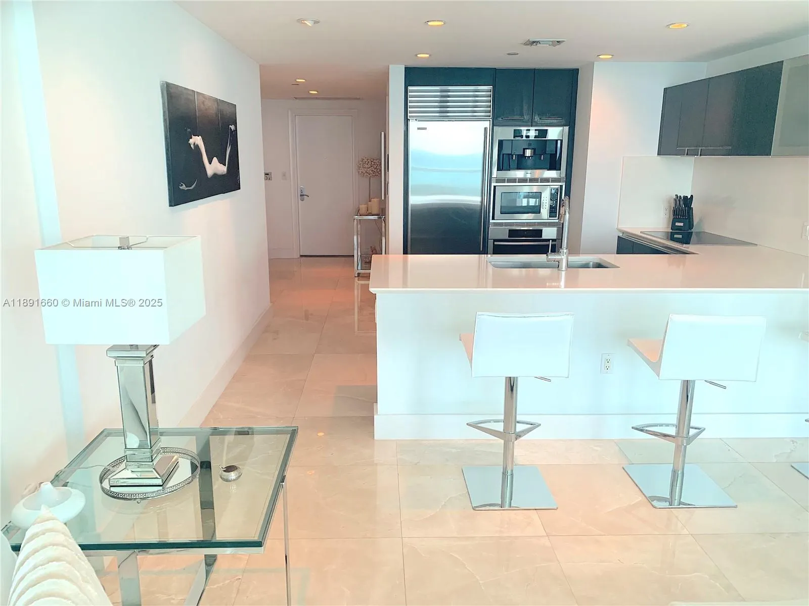 17001 Collins Ave, #1407