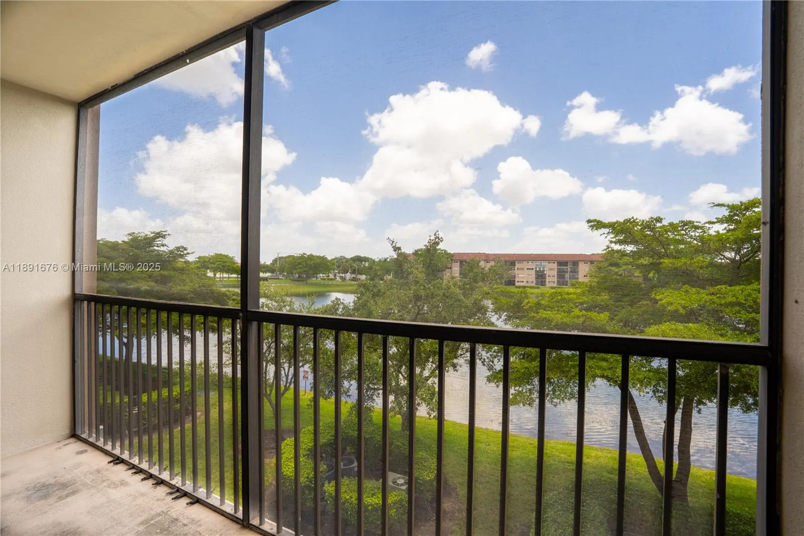 13700 SW 11th St, #309A