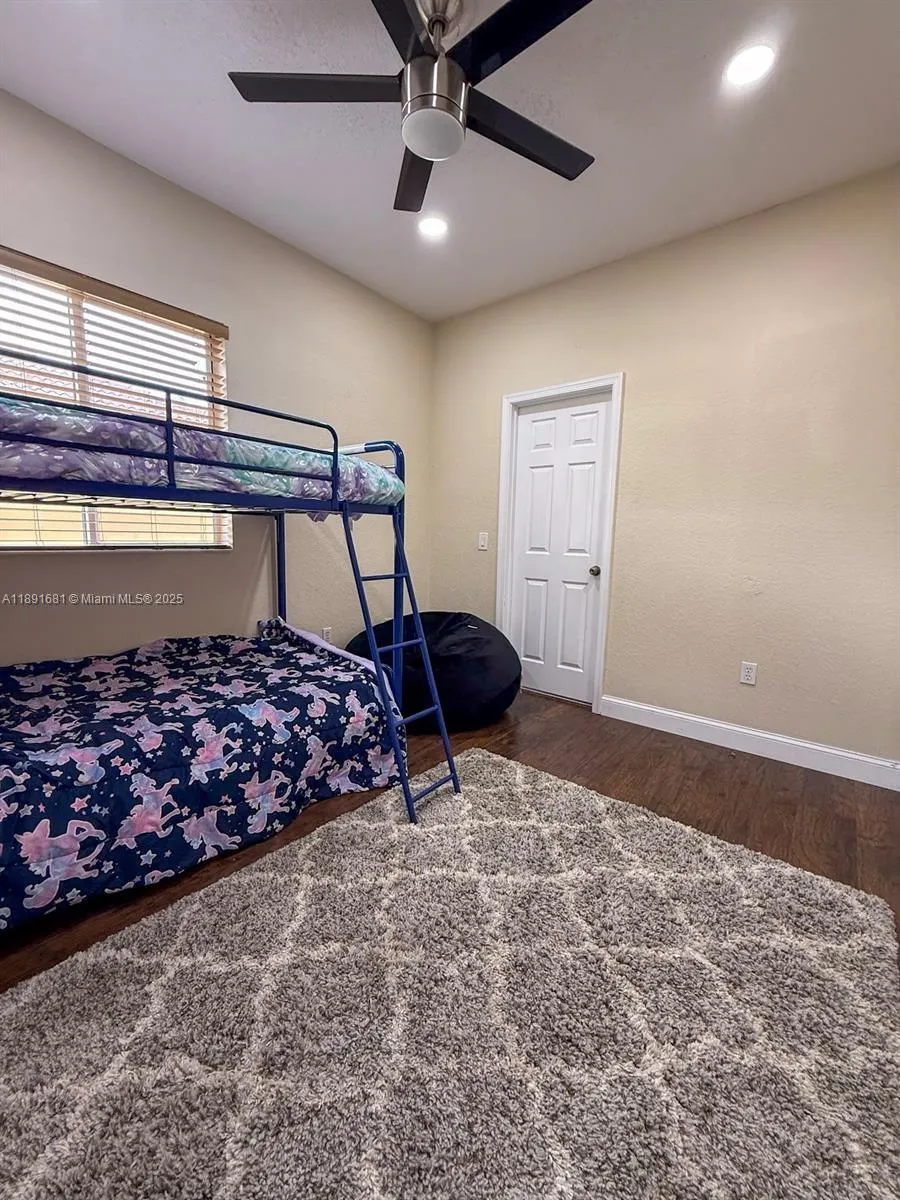 6580 Catalina Ln, #6580