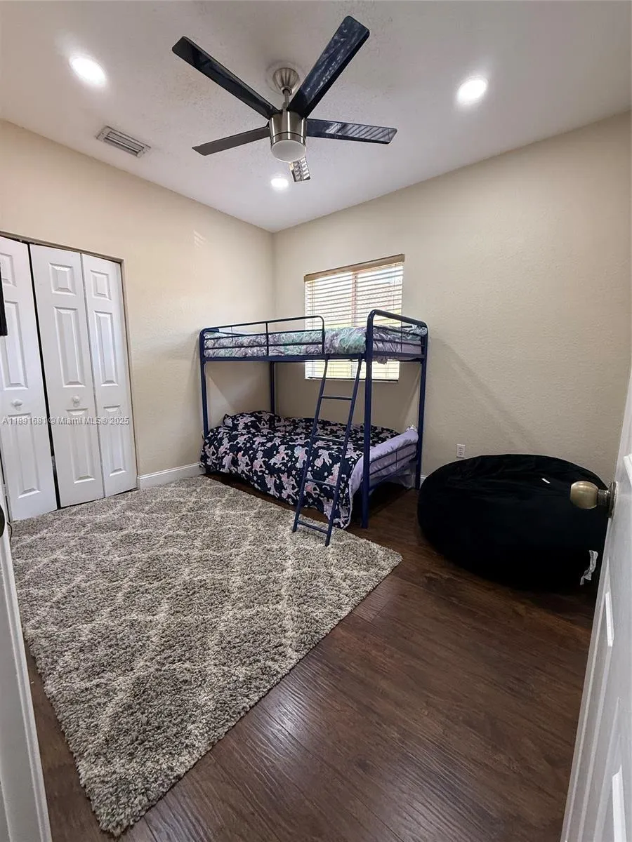 6580 Catalina Ln, #6580