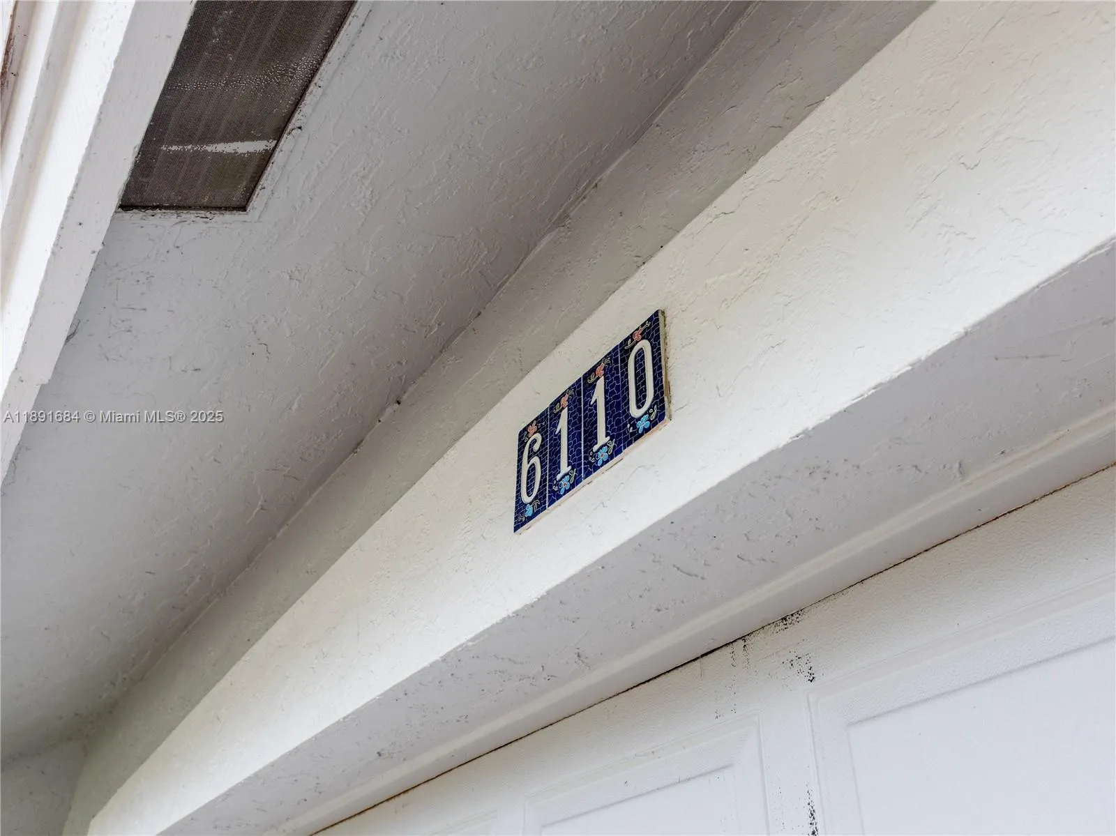 6110 Pitch Ln