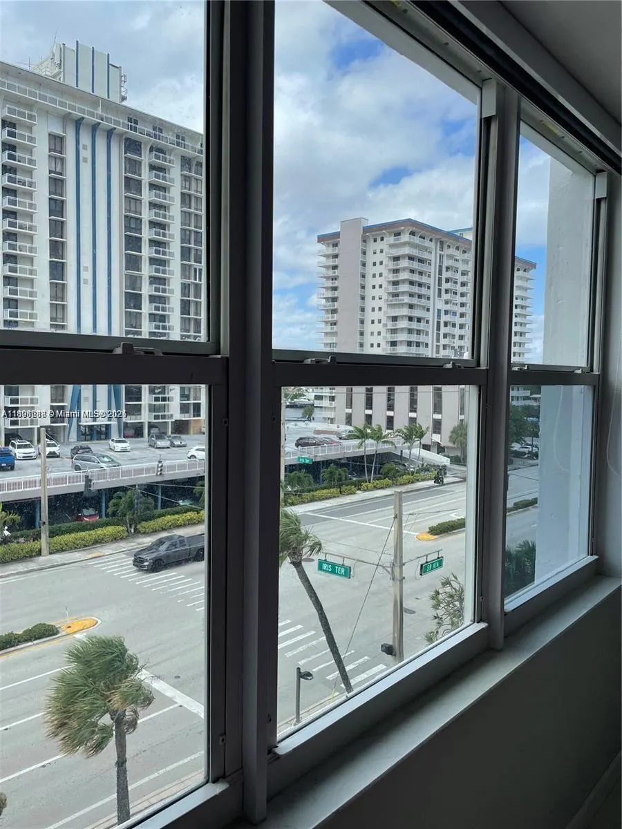 2101 S Ocean Dr, #405