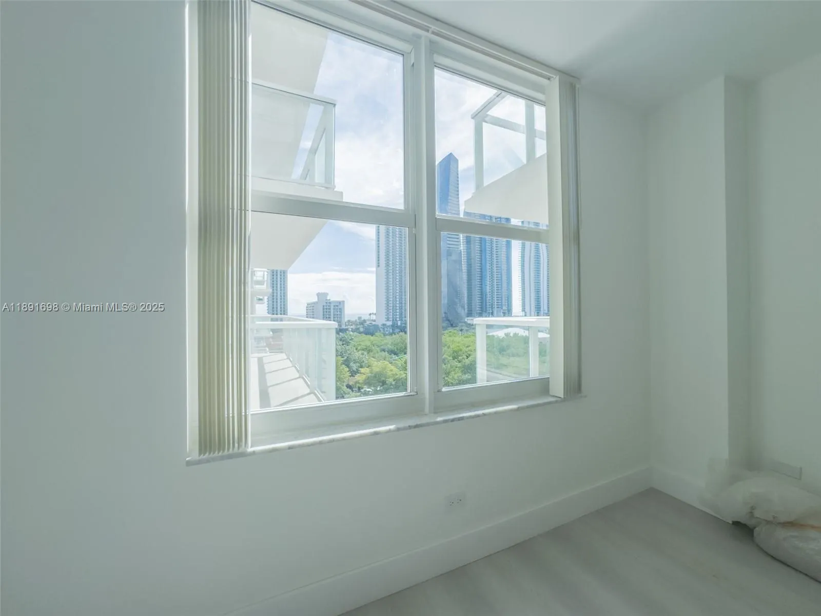 230 174th St, #920
