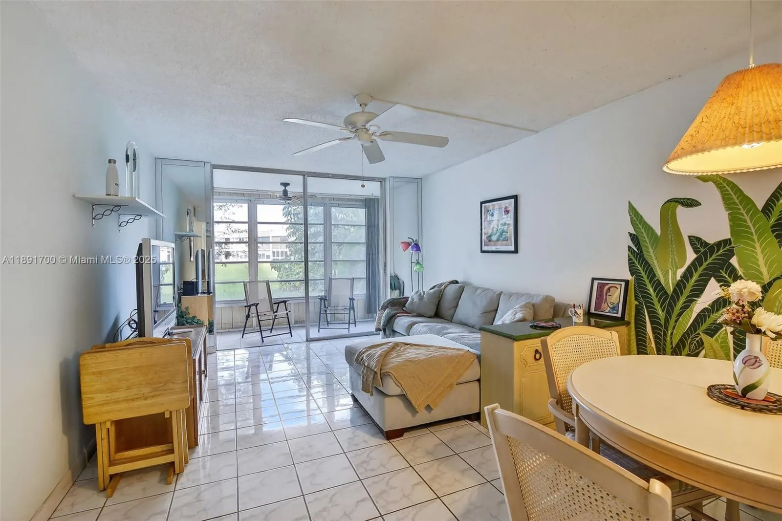 9041 Sunrise Lakes Blvd, #107