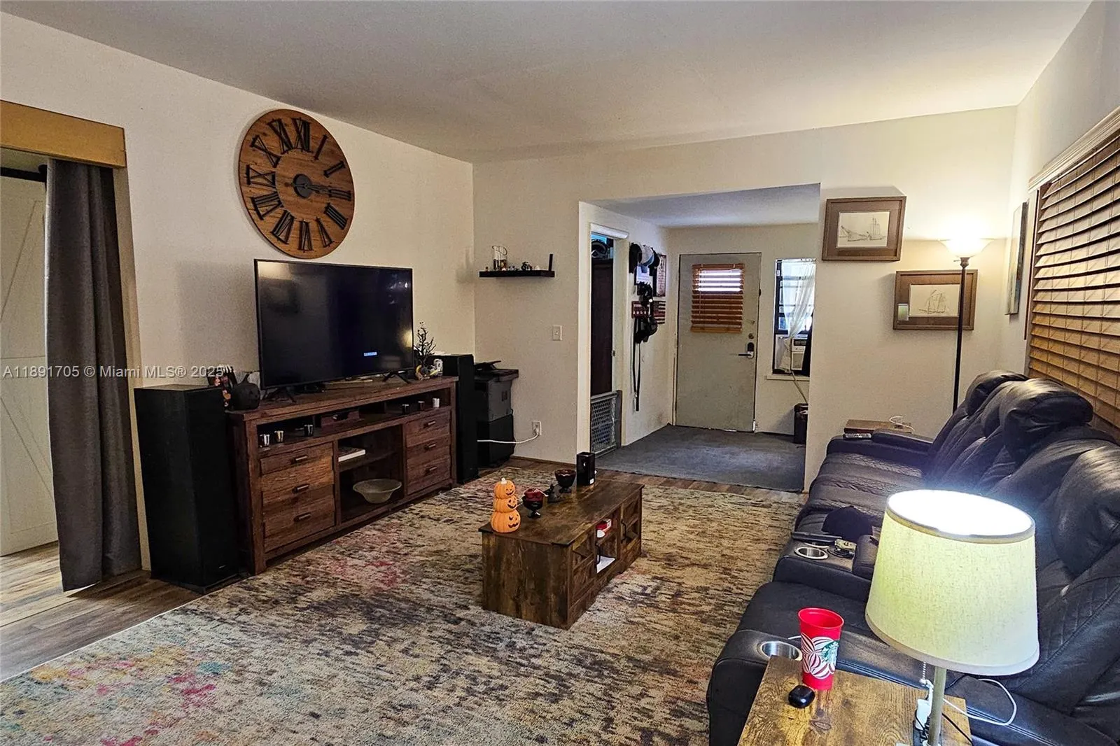 5161 SW 27th Ave