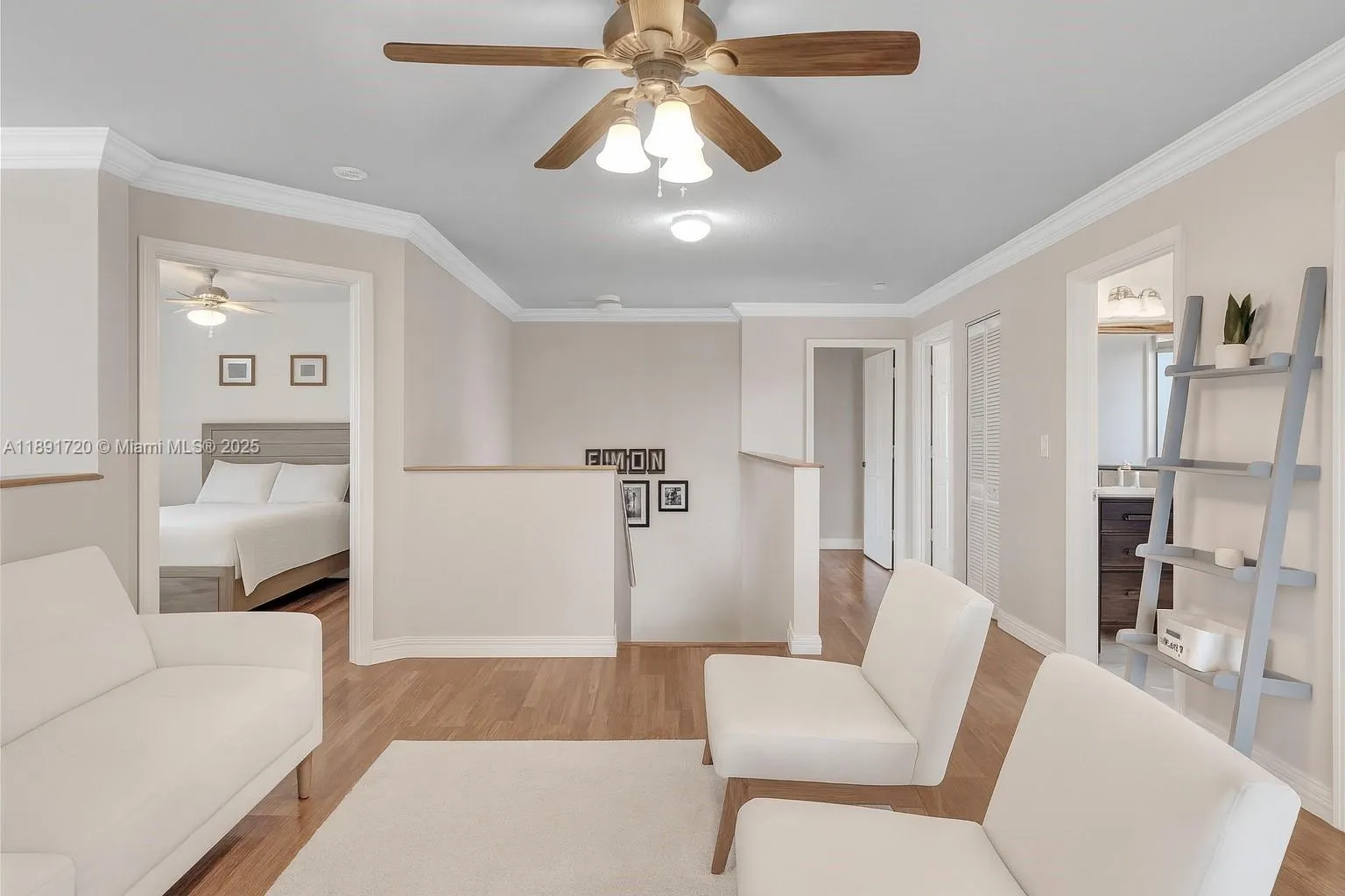 214 La Costa Ct
