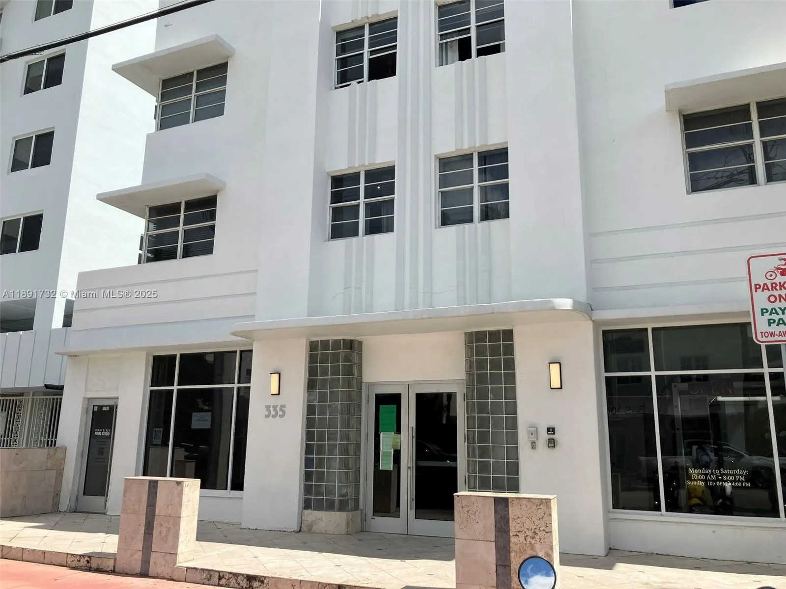 335 Ocean Dr, #306