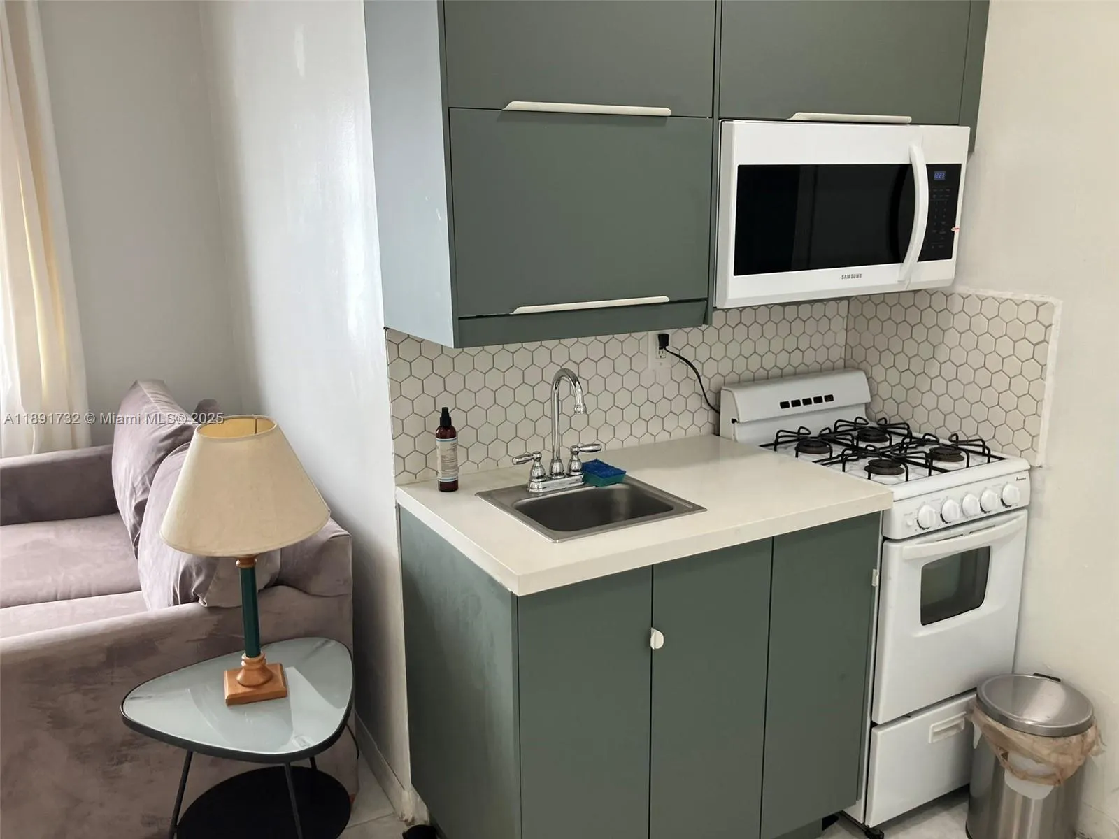335 Ocean Dr, #306