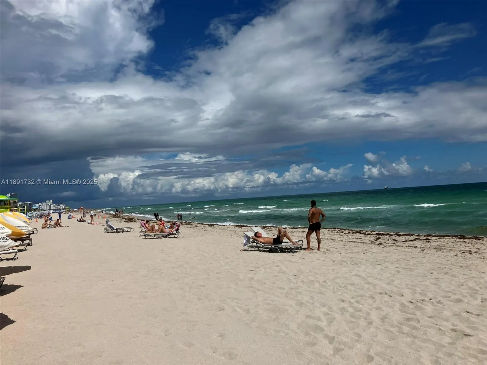 335 Ocean Dr, #306