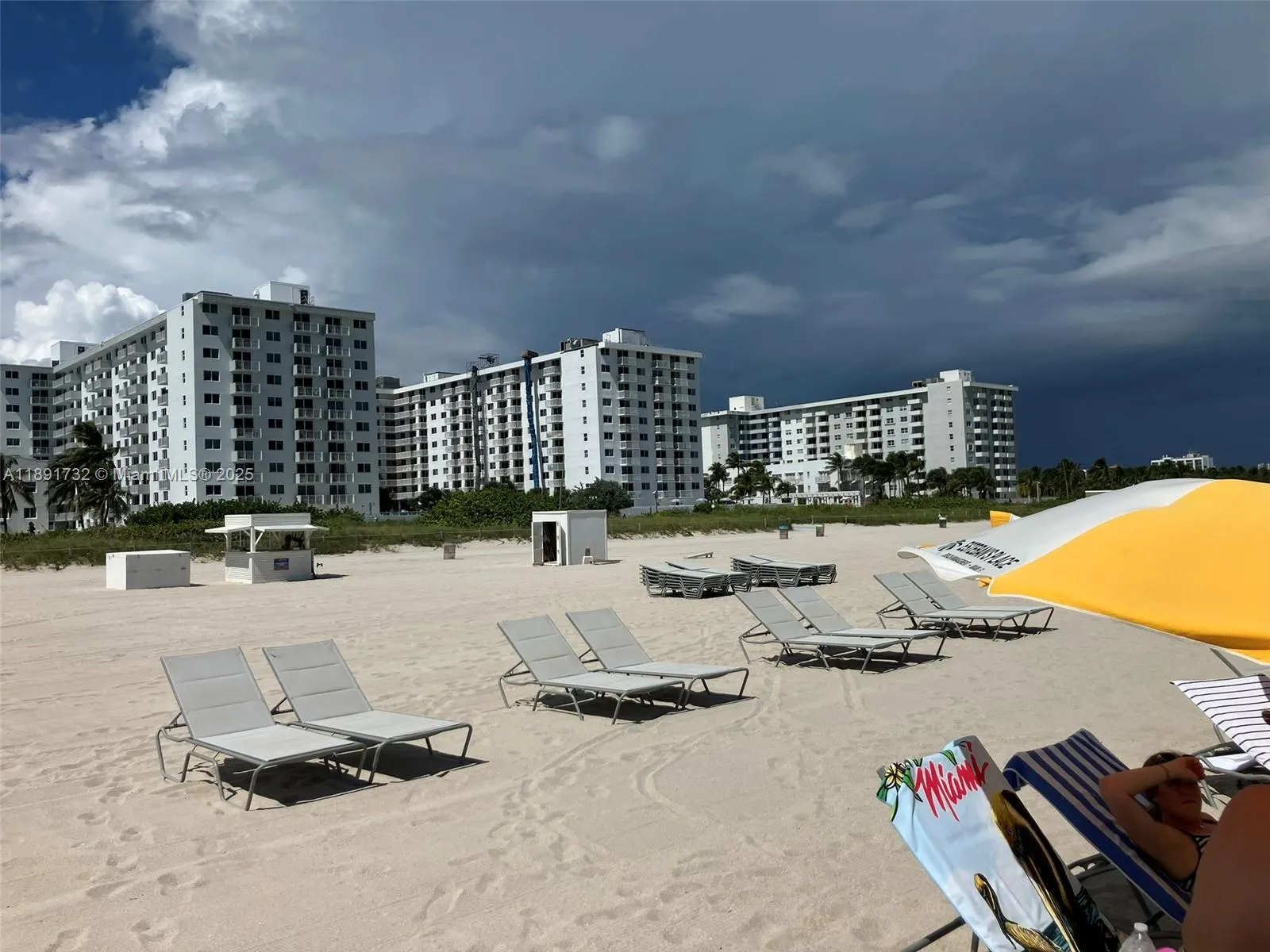 335 Ocean Dr, #306