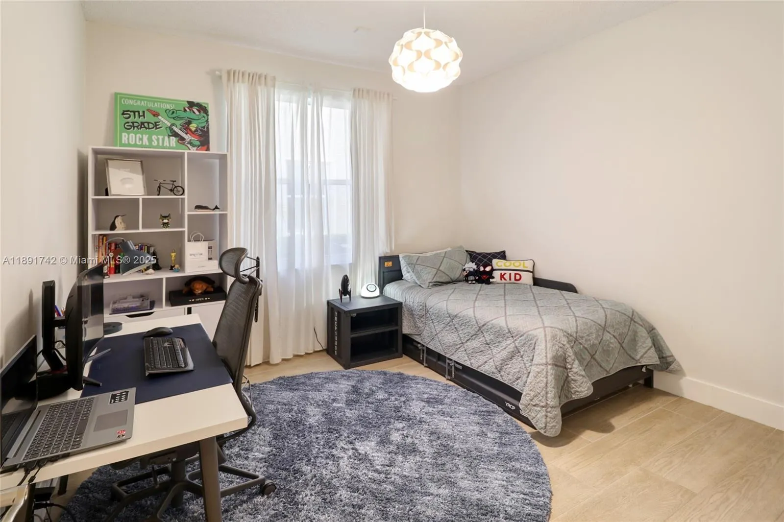 1600 Blue Jay Cir, #1