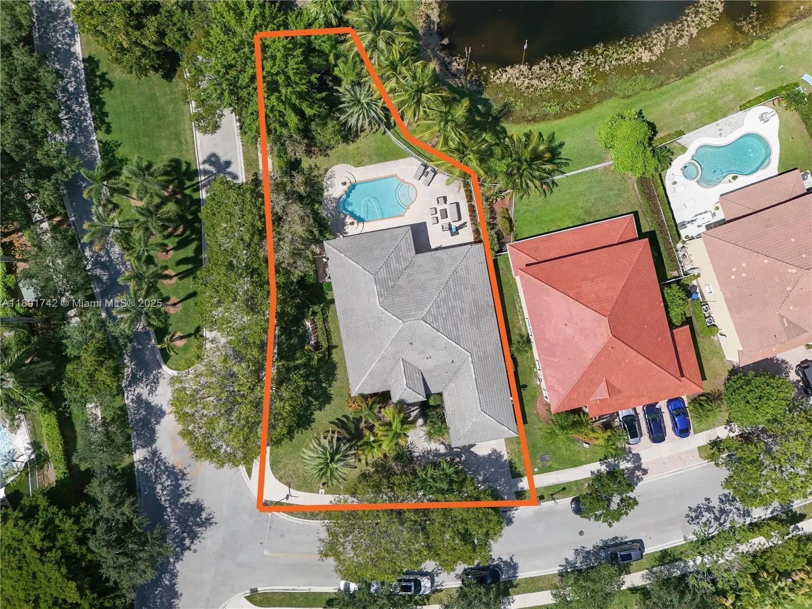 1600 Blue Jay Cir, #1