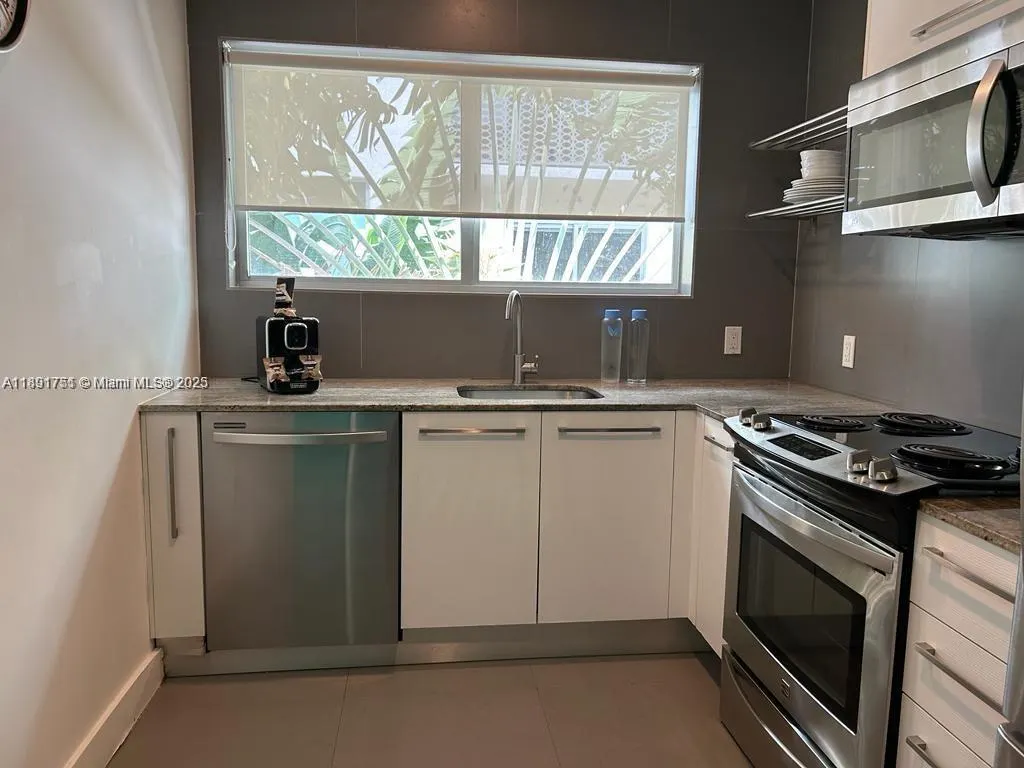 1816 Meridian Ave, #18
