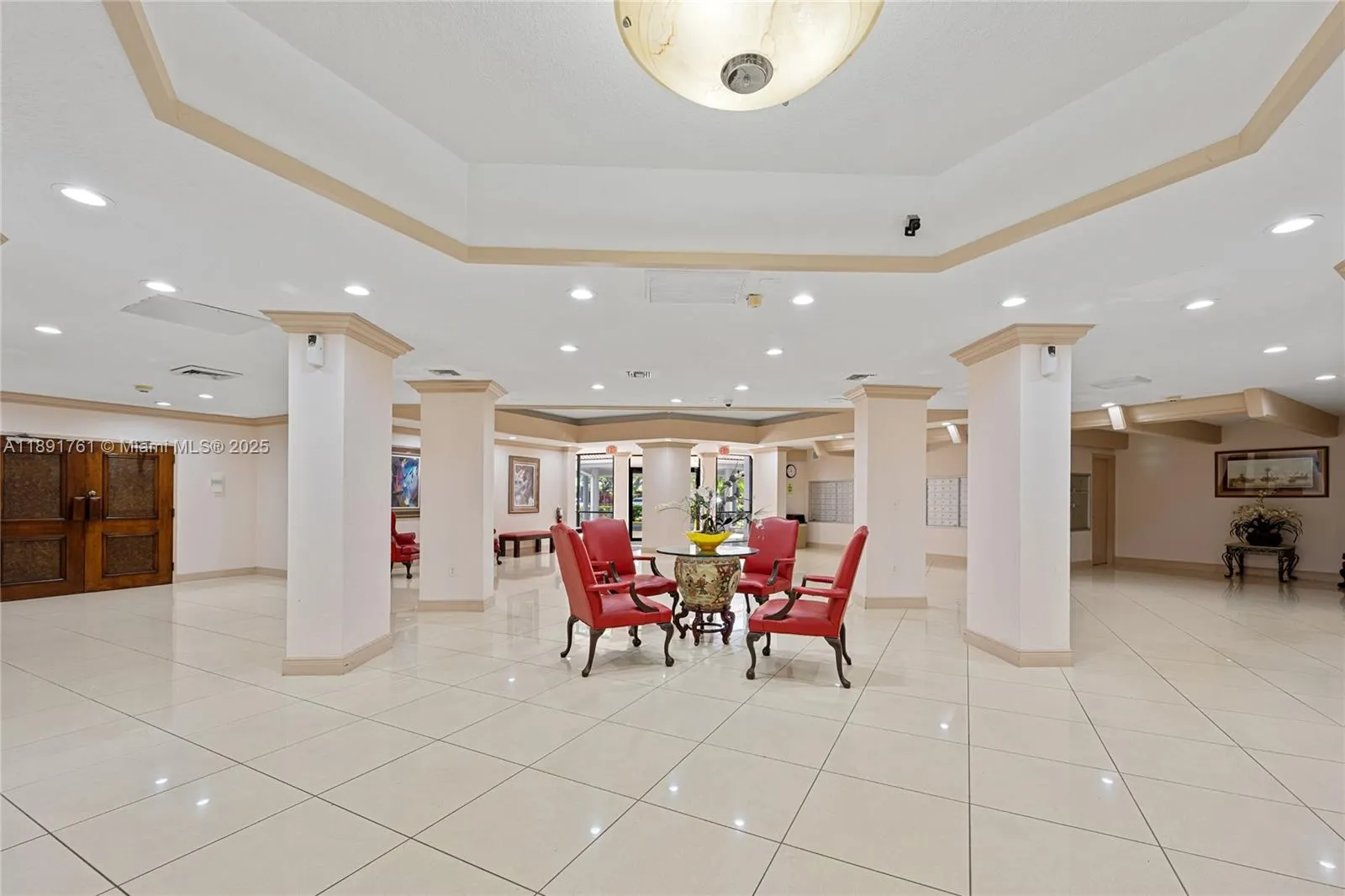 1300 NE Miami Gardens Dr, #820E