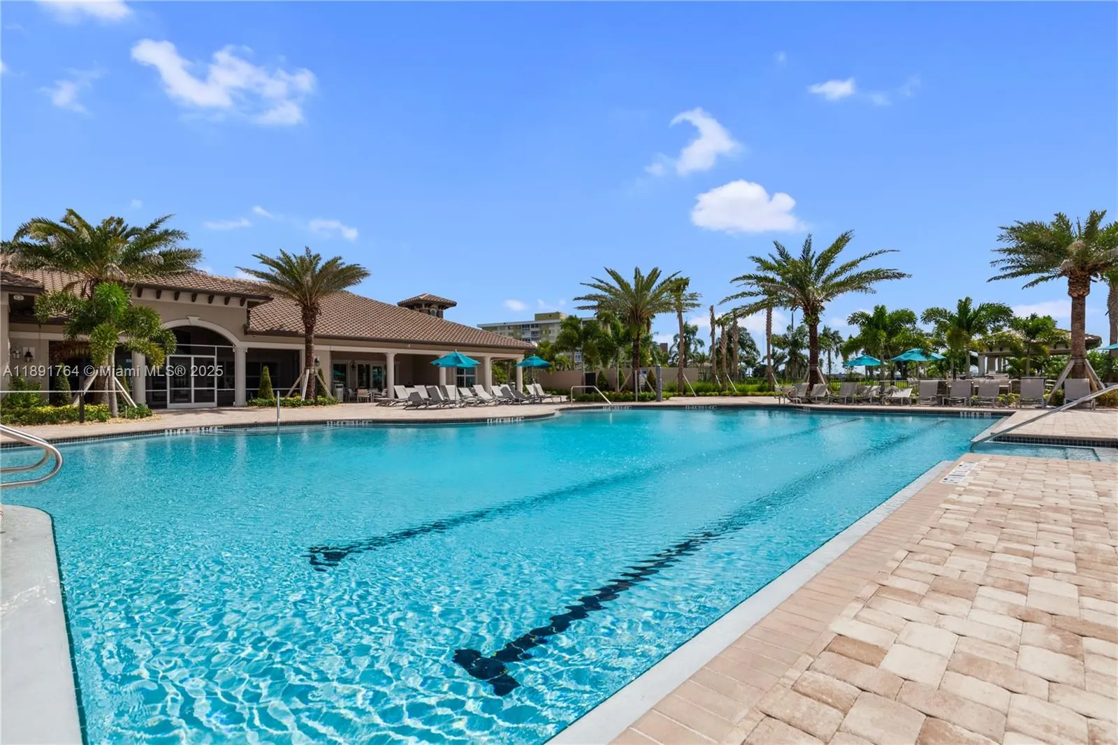 925 Banyan Dr, #925