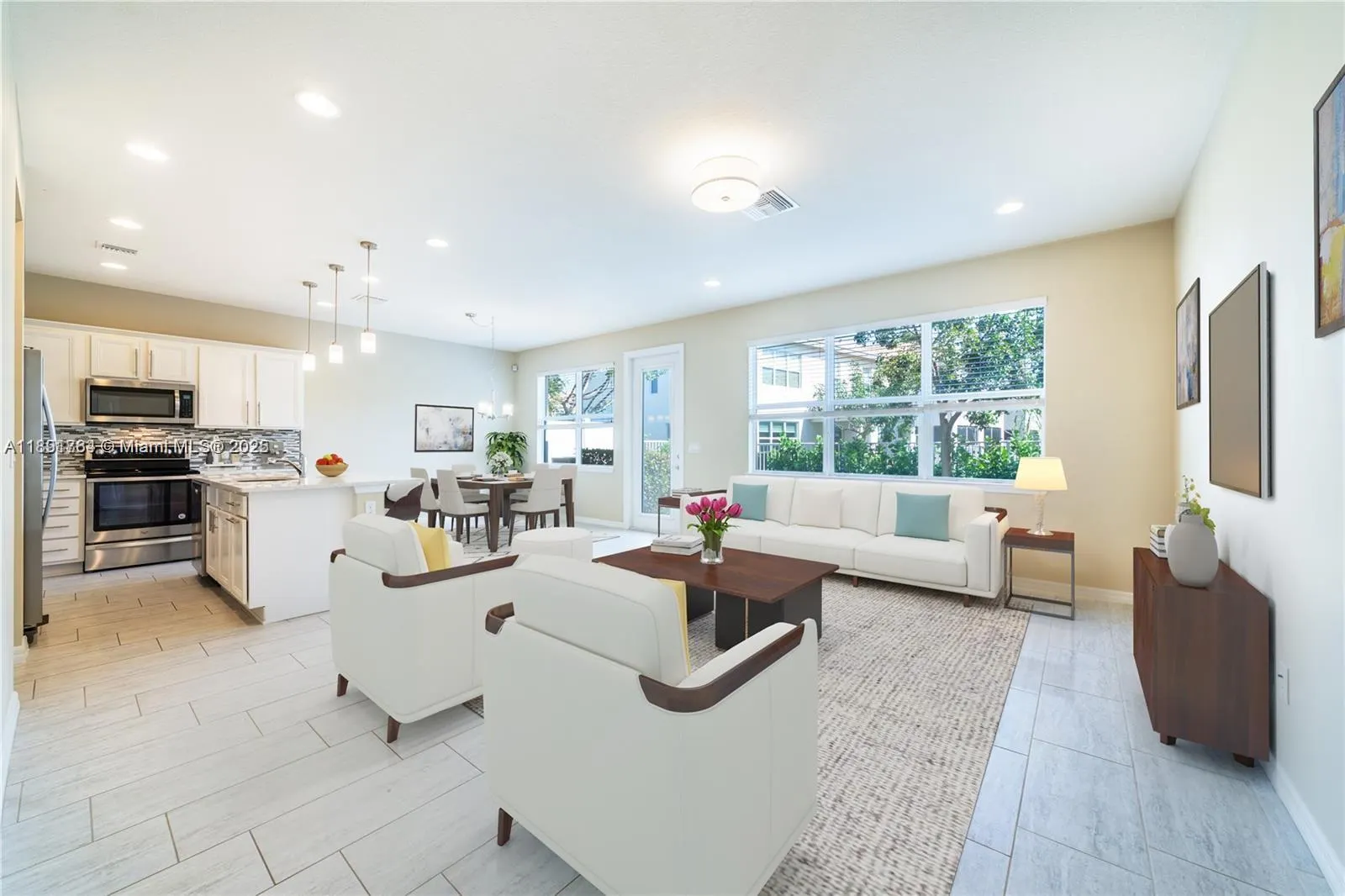 925 Banyan Dr, #925