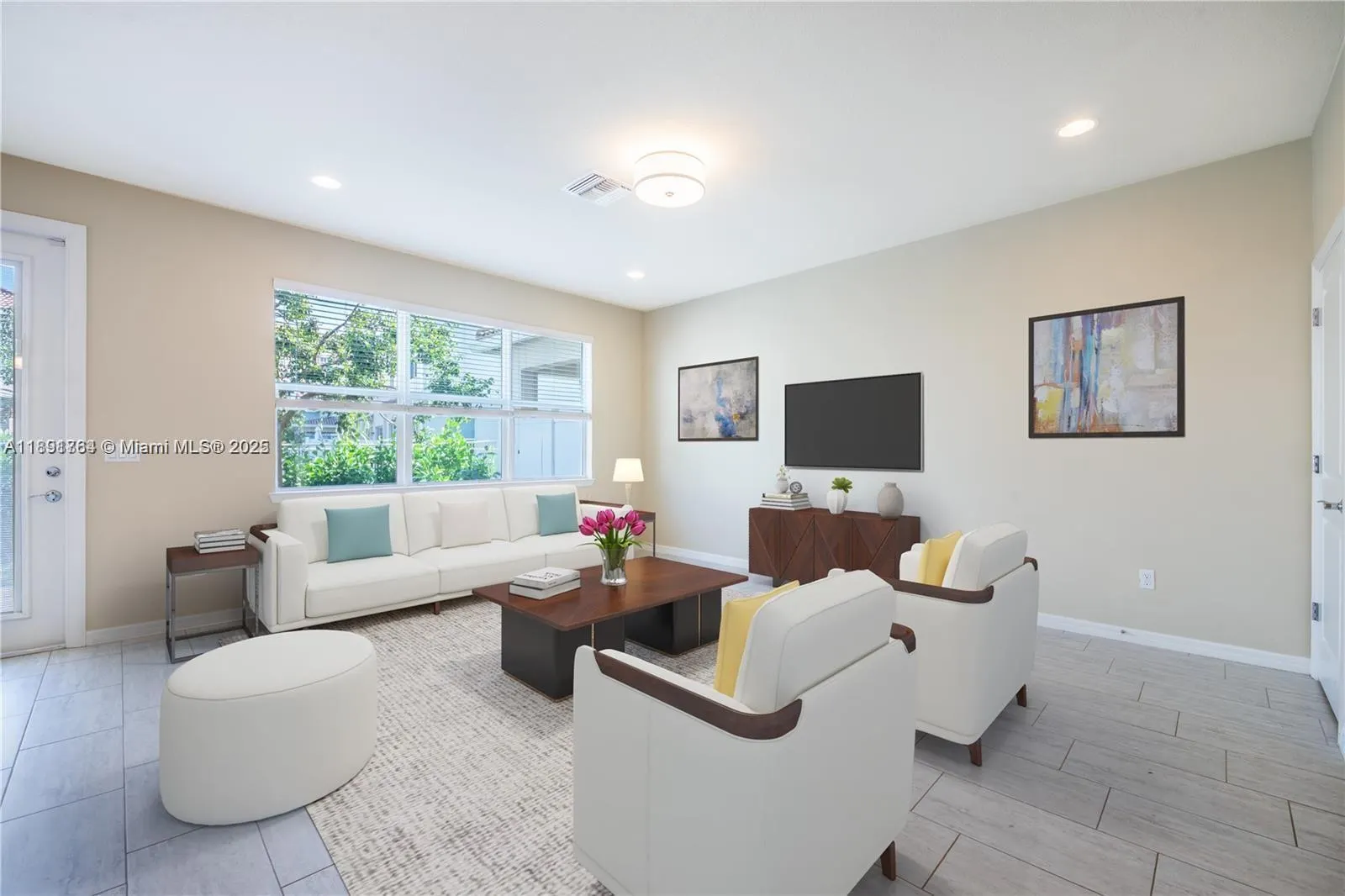 925 Banyan Dr, #925