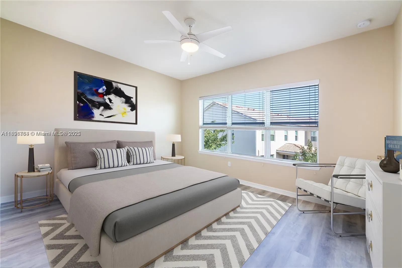 925 Banyan Dr, #925