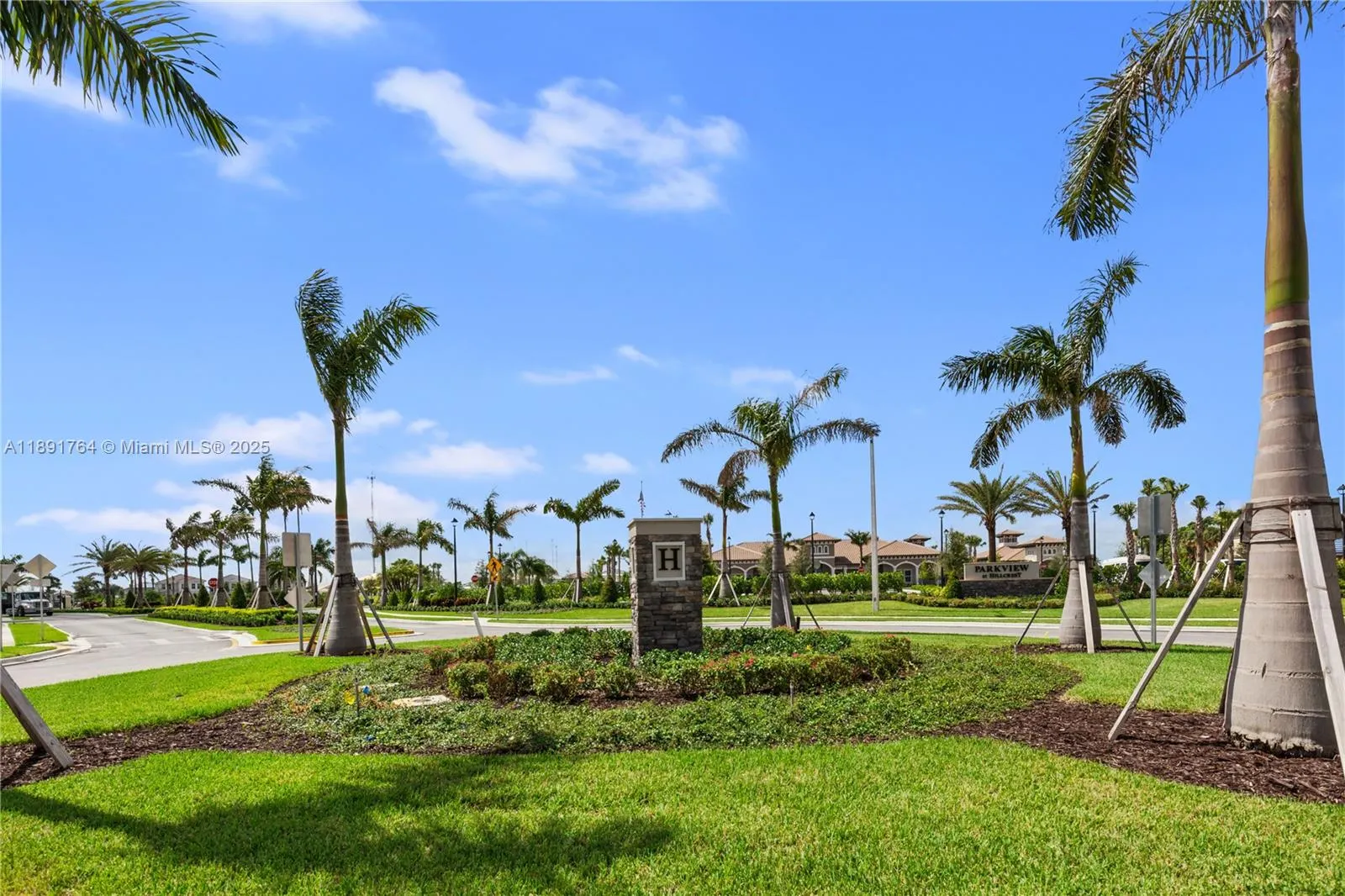 925 Banyan Dr, #925