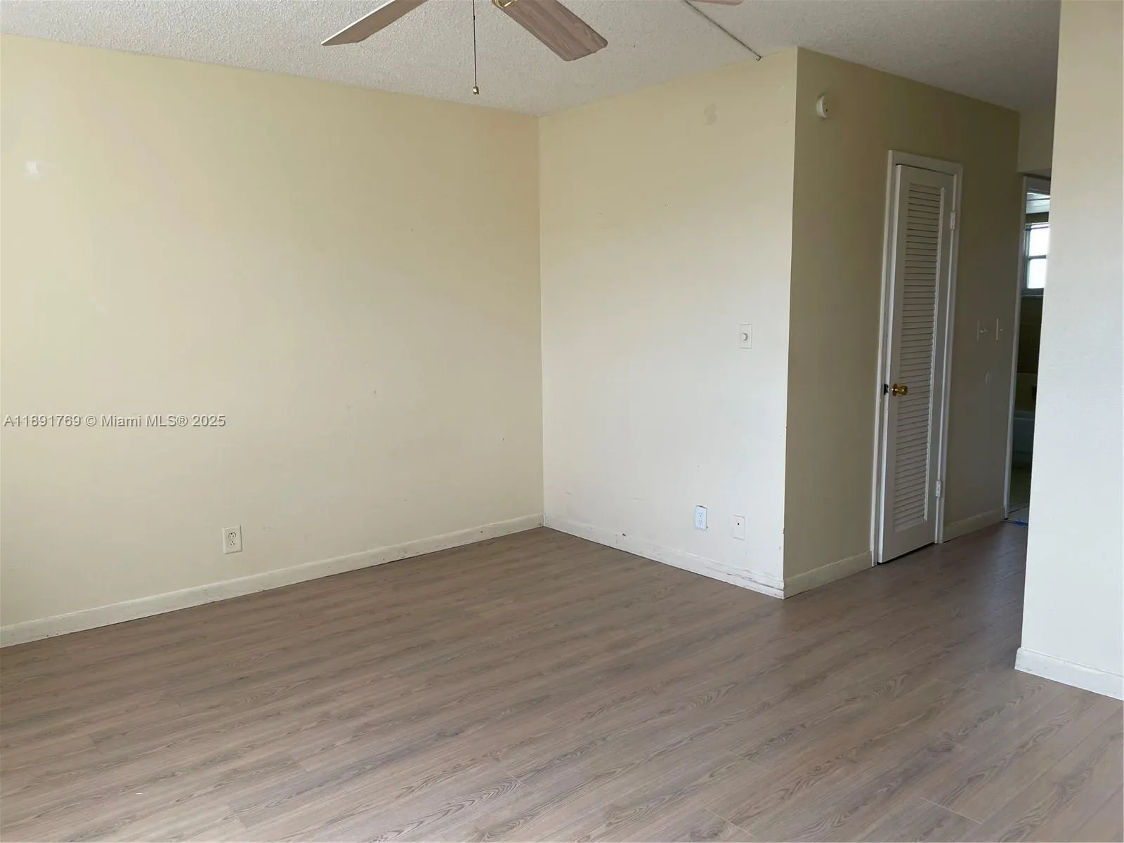 1001 NE 14th Ave, #706