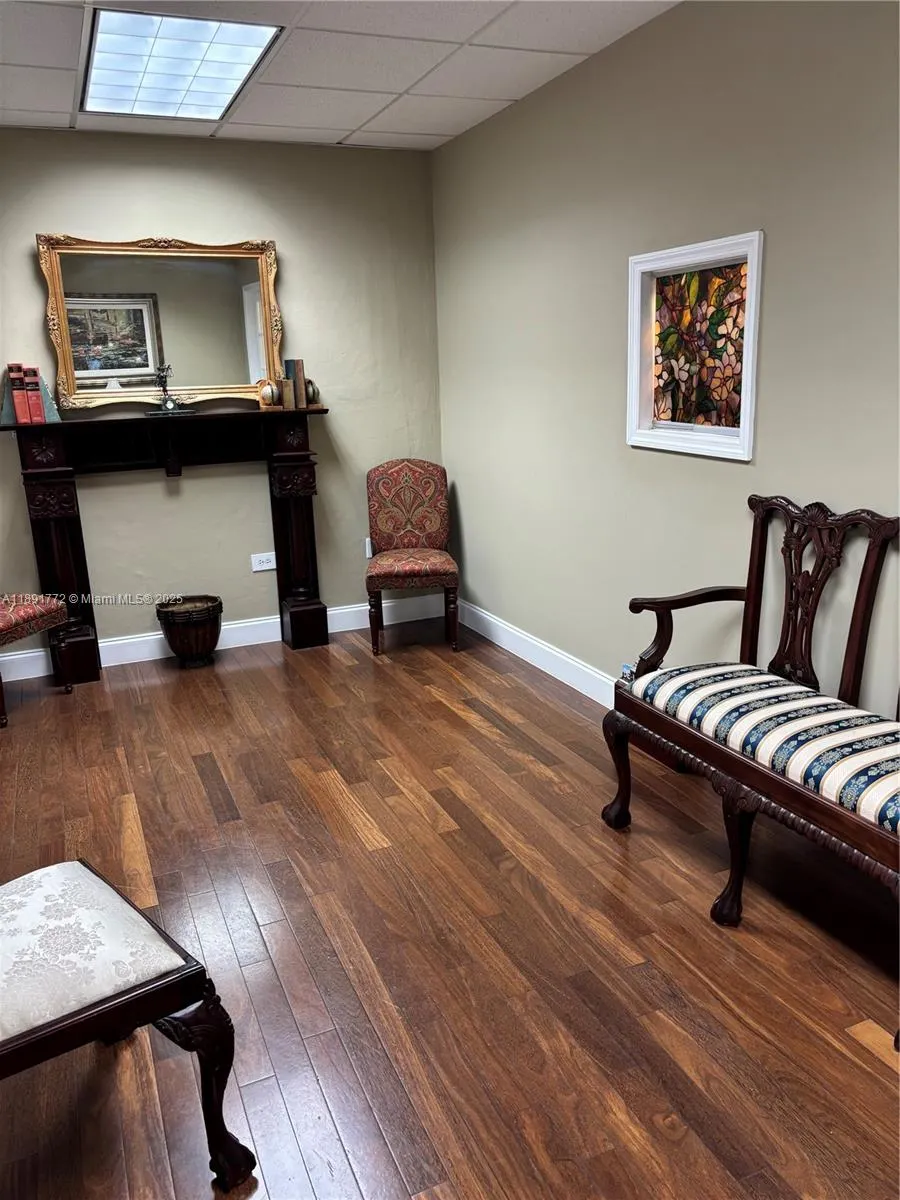 717 Ponce De Leon Blvd, #328