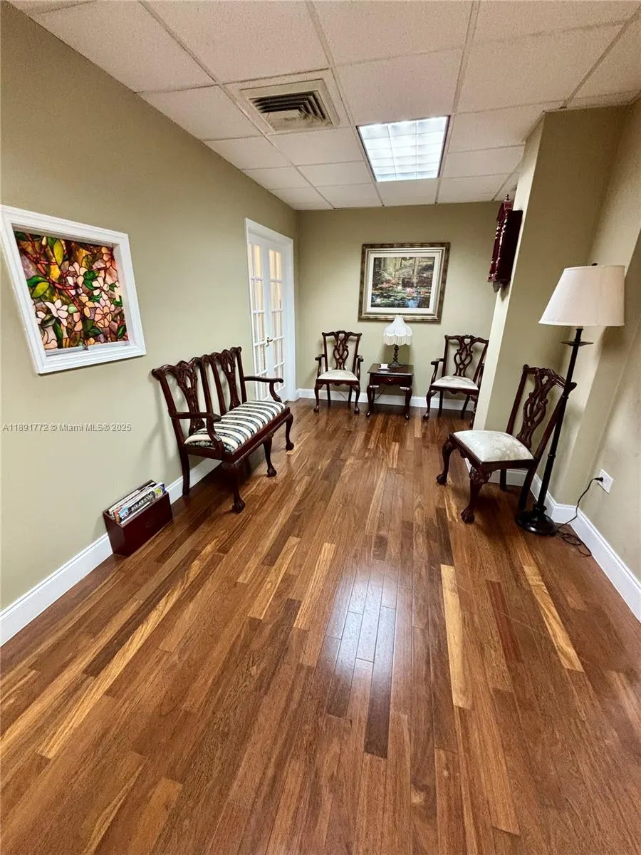 717 Ponce De Leon Blvd, #328