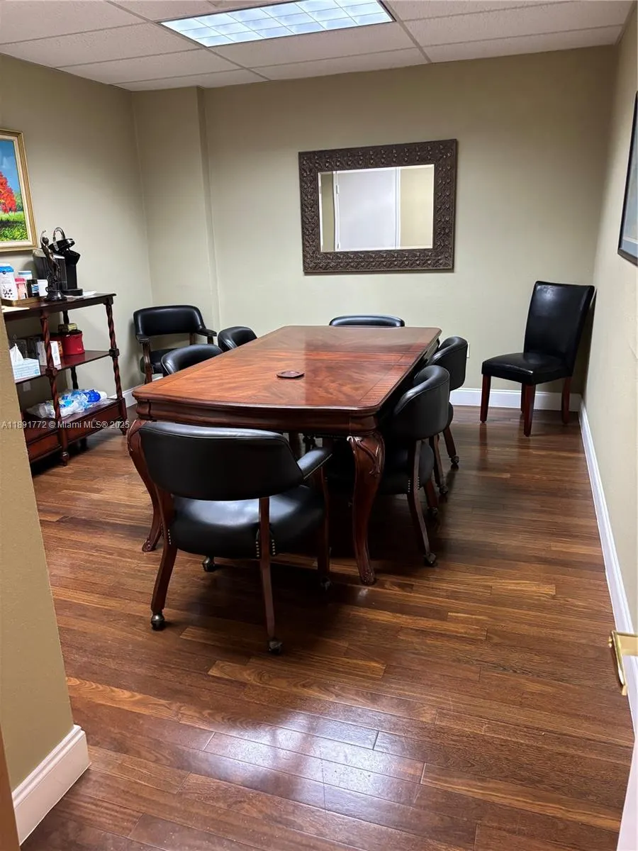 717 Ponce De Leon Blvd, #328