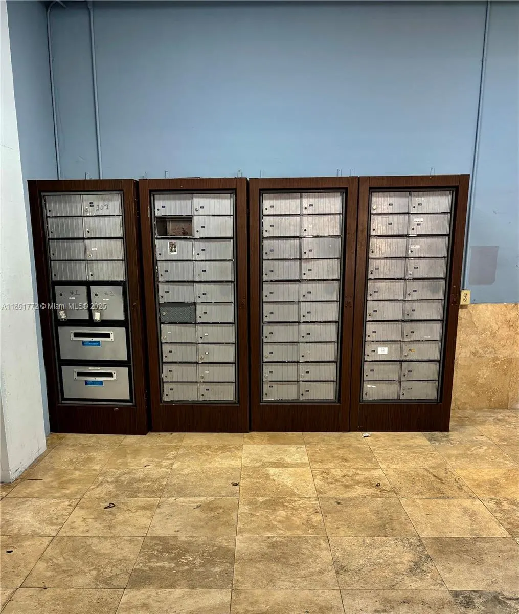 717 Ponce De Leon Blvd, #328