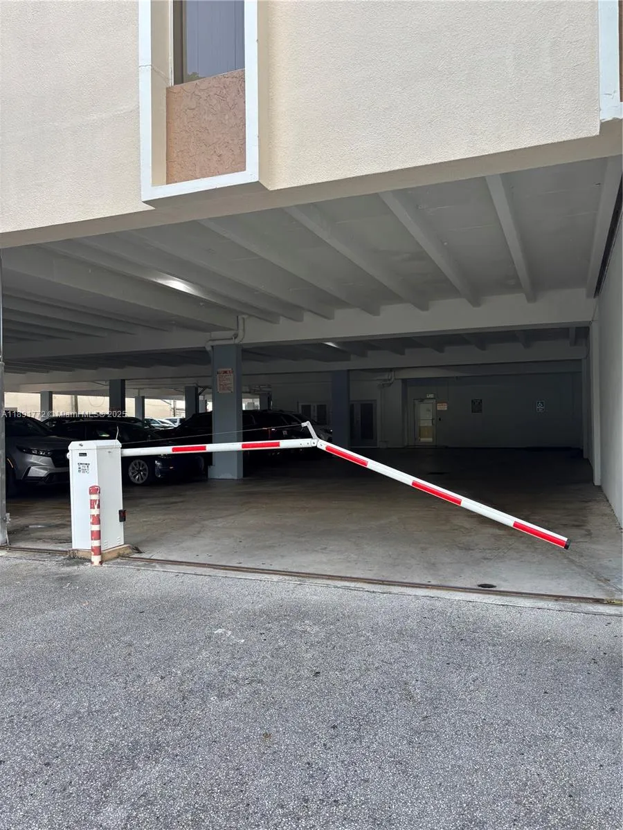 717 Ponce De Leon Blvd, #328