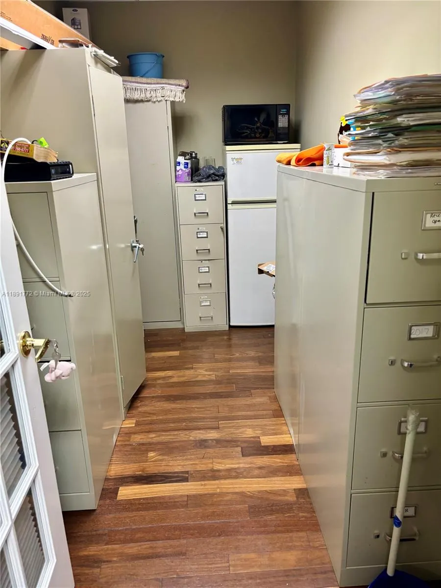 717 Ponce De Leon Blvd, #328