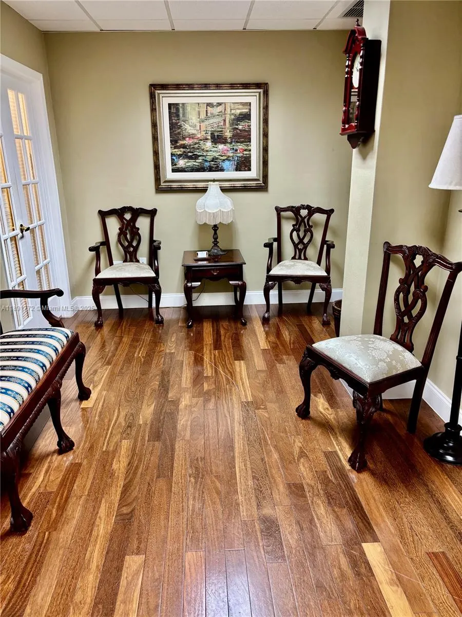 717 Ponce De Leon Blvd, #328