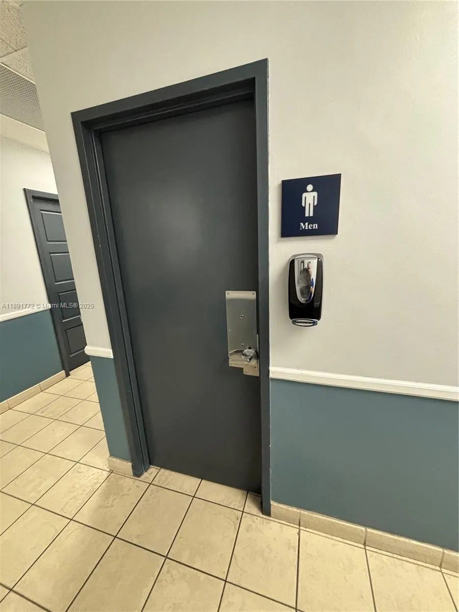 717 Ponce De Leon Blvd, #328