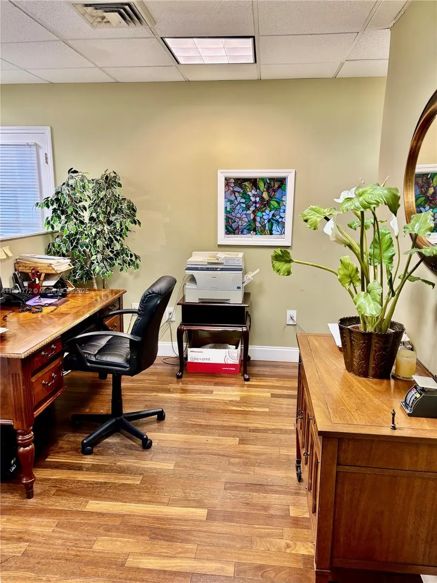 717 Ponce De Leon Blvd, #328