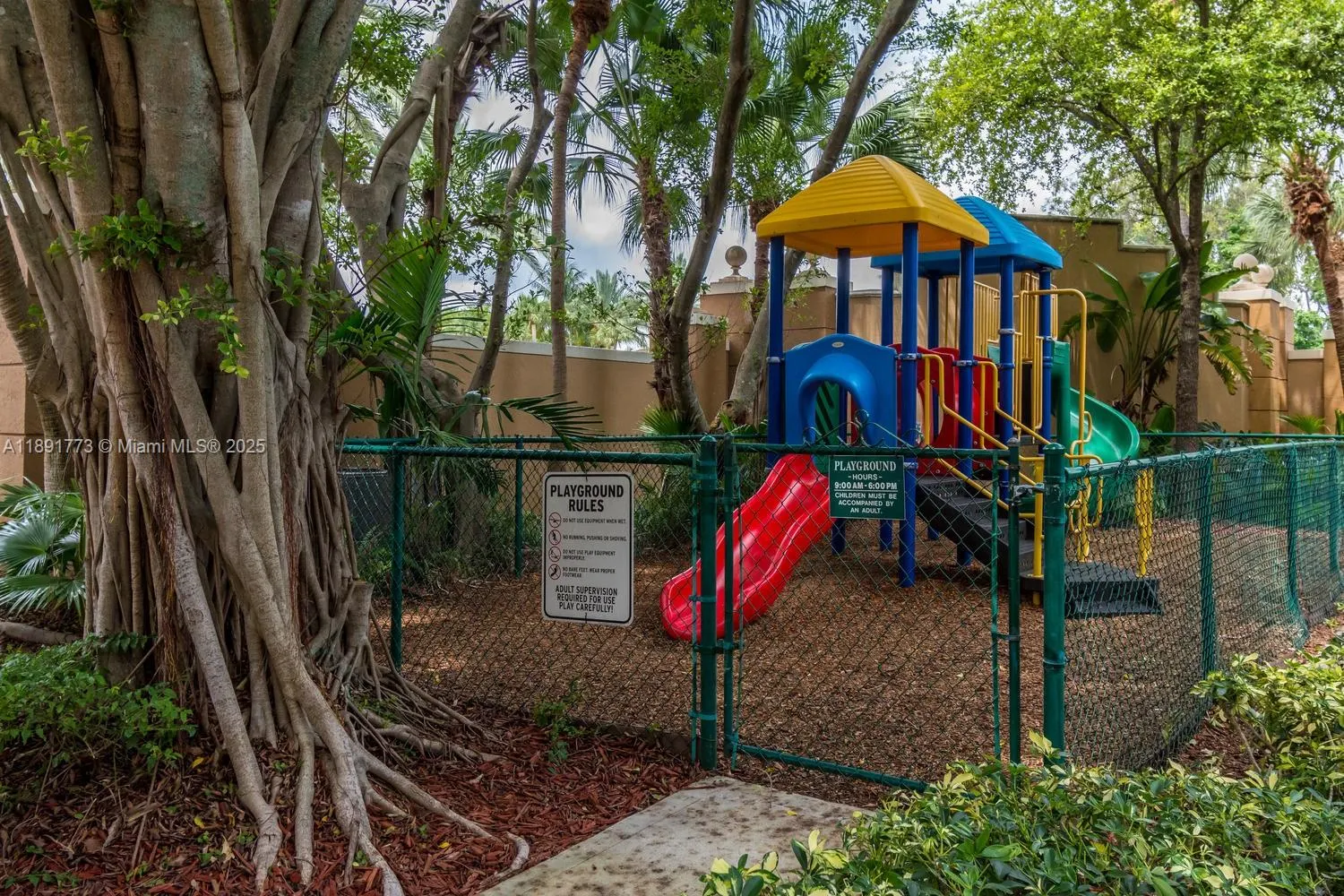 19801 E Country Club Dr, #4501