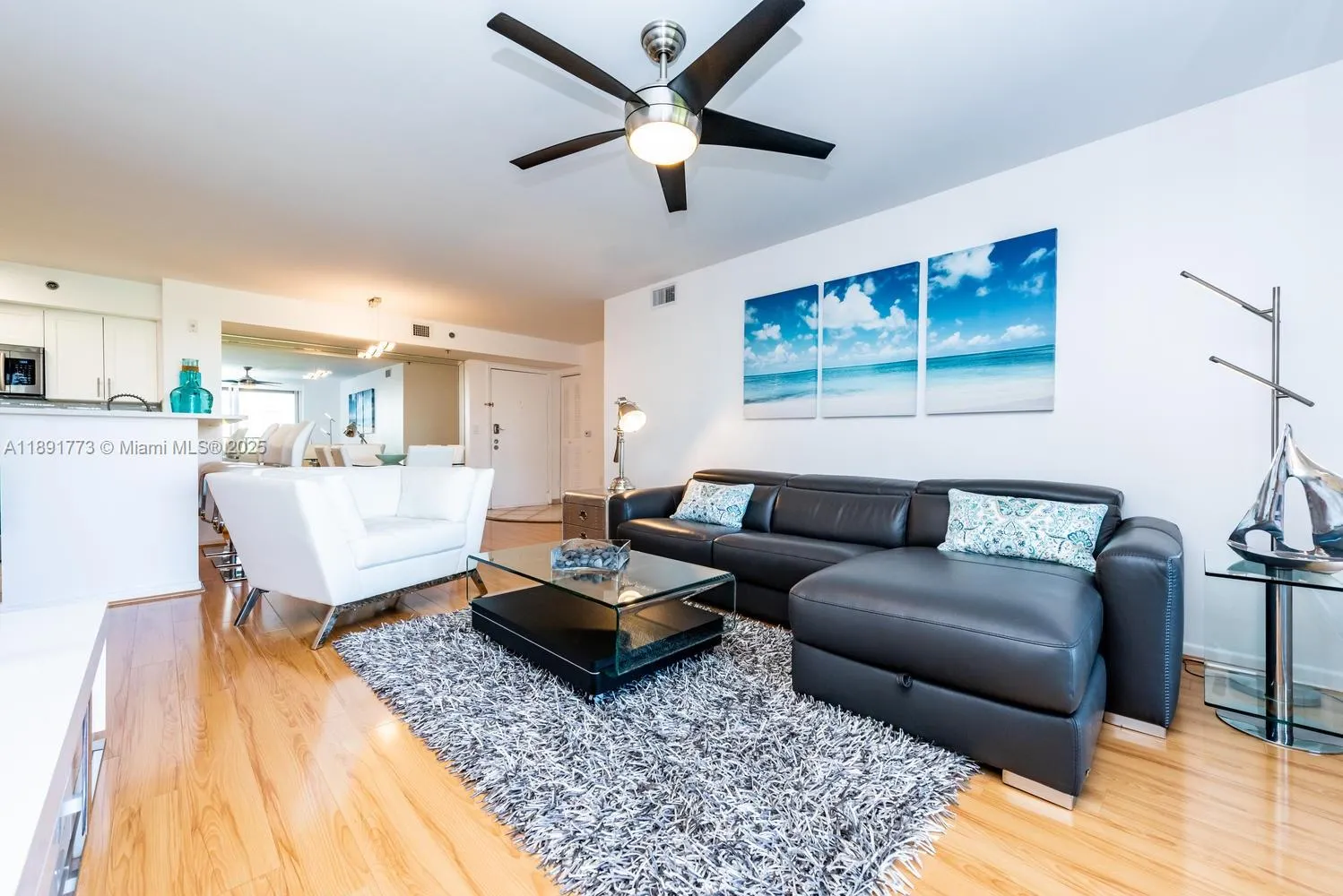 19801 E Country Club Dr, #4501