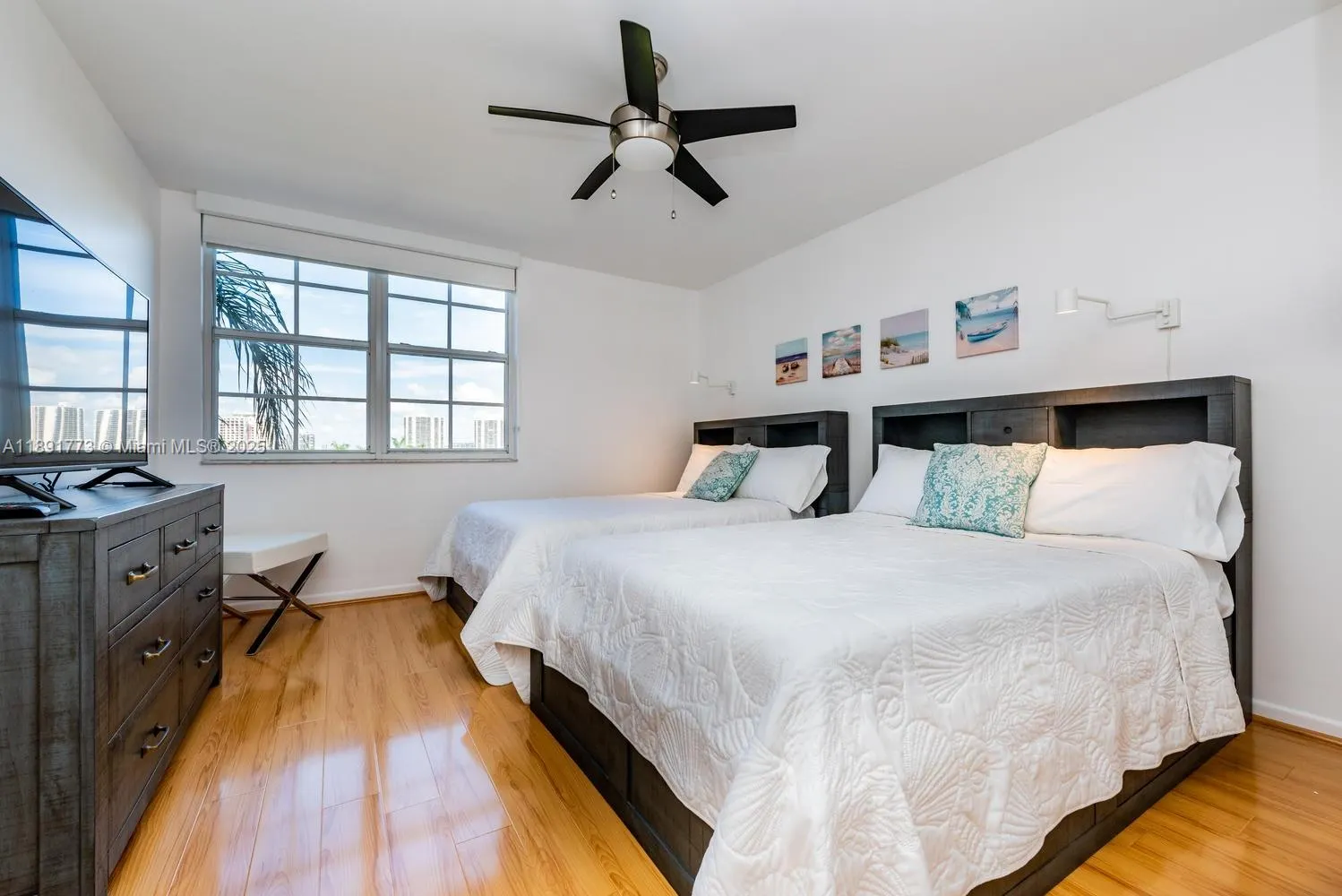 19801 E Country Club Dr, #4501