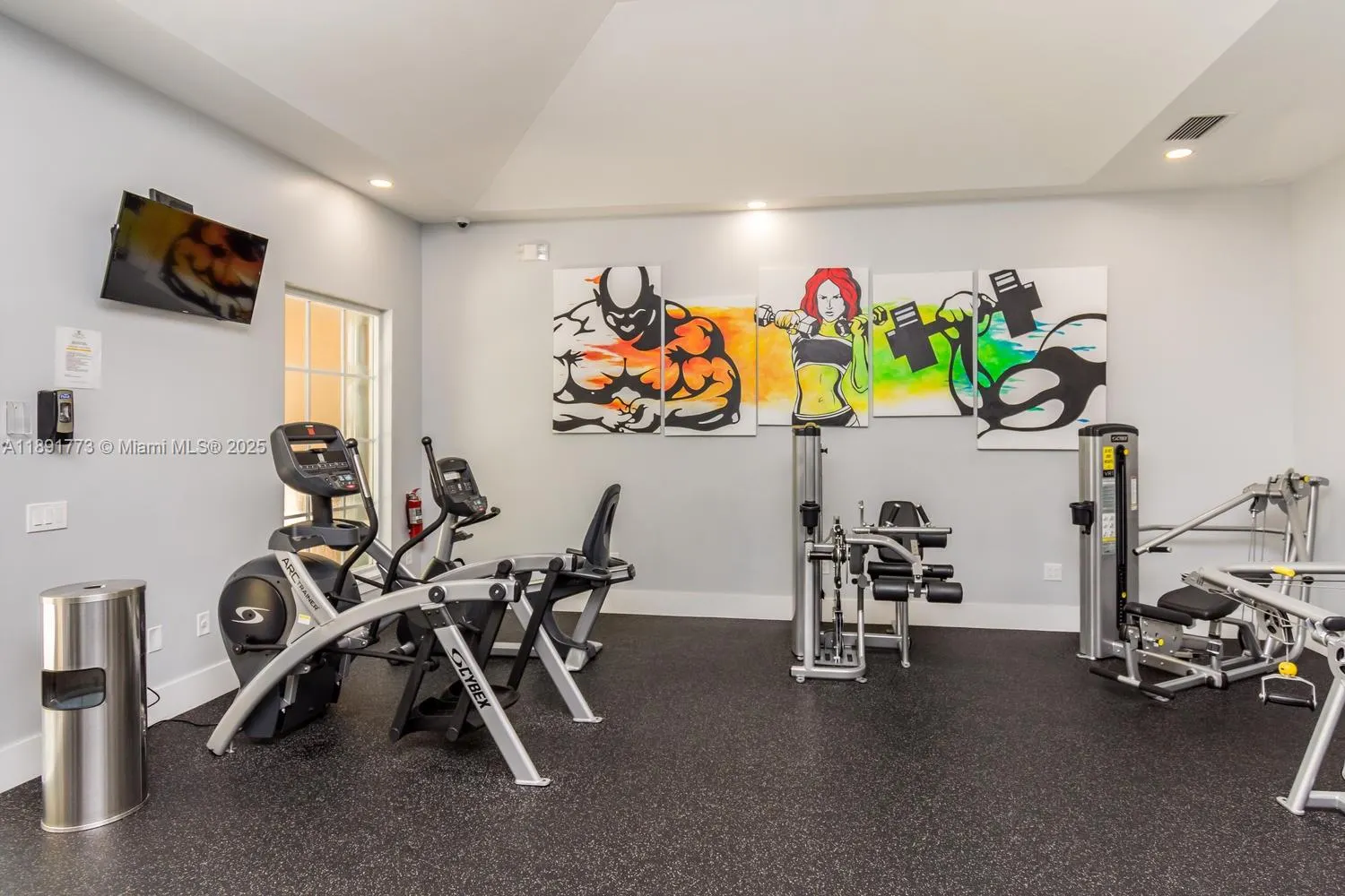 19801 E Country Club Dr, #4501