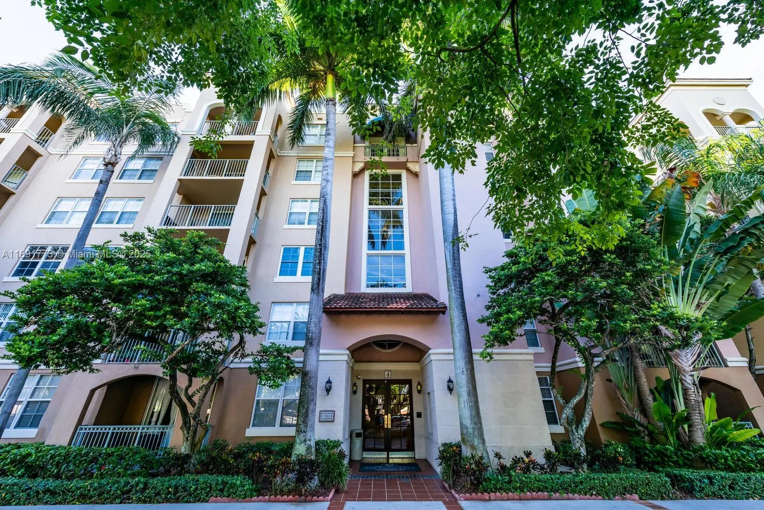 19801 E Country Club Dr, #4501