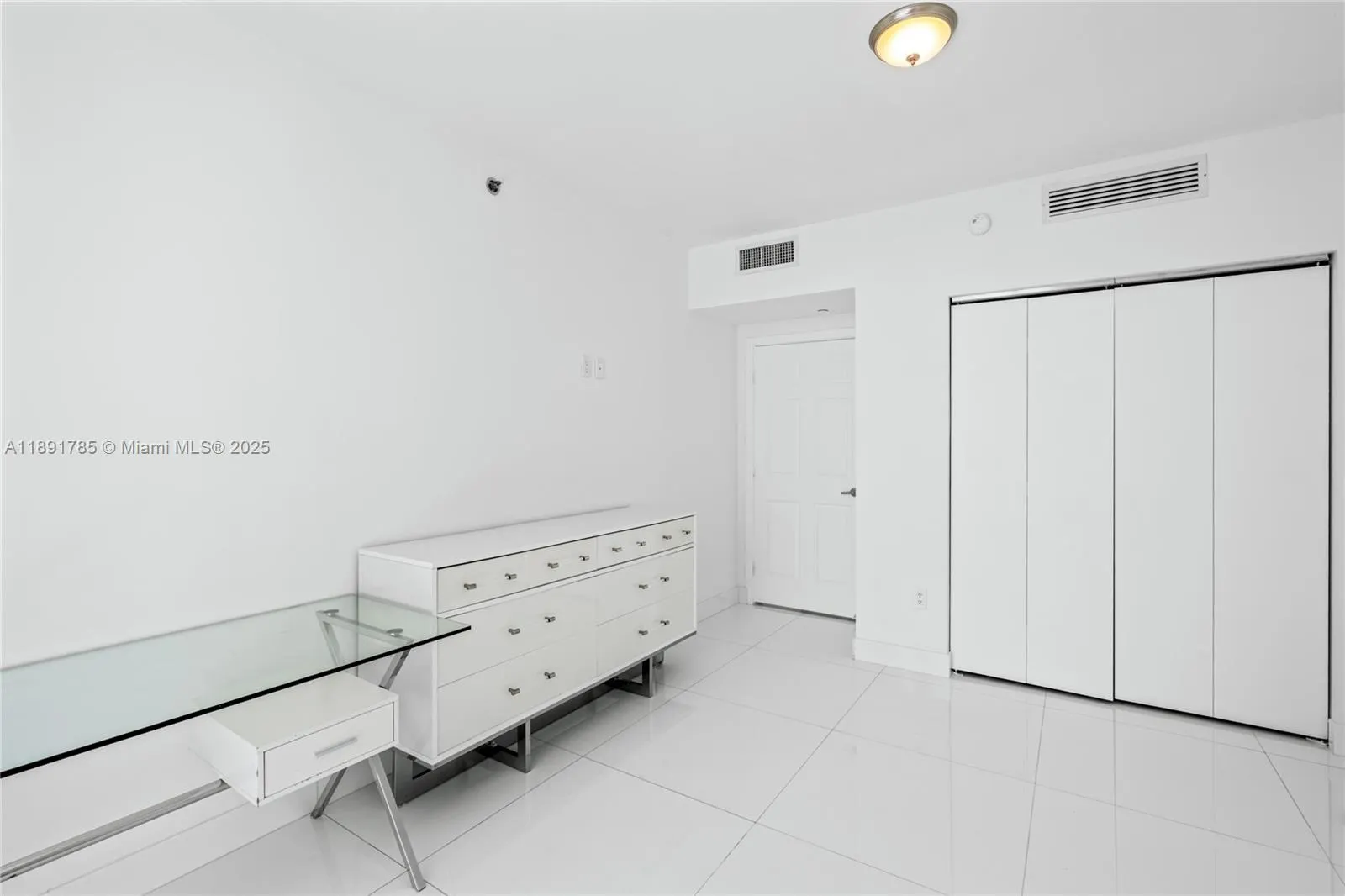 485 Brickell Ave, #4410