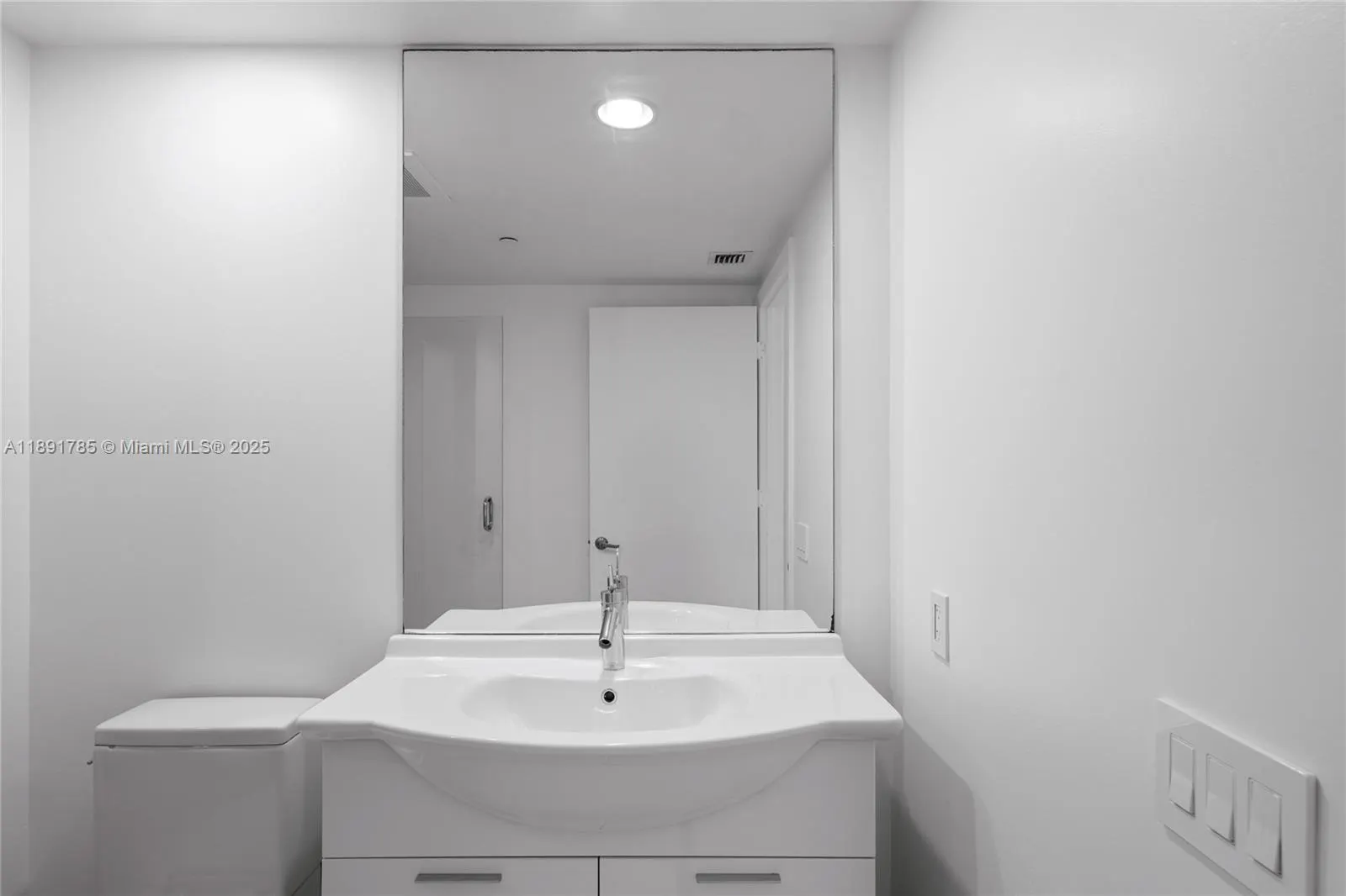 485 Brickell Ave, #4410